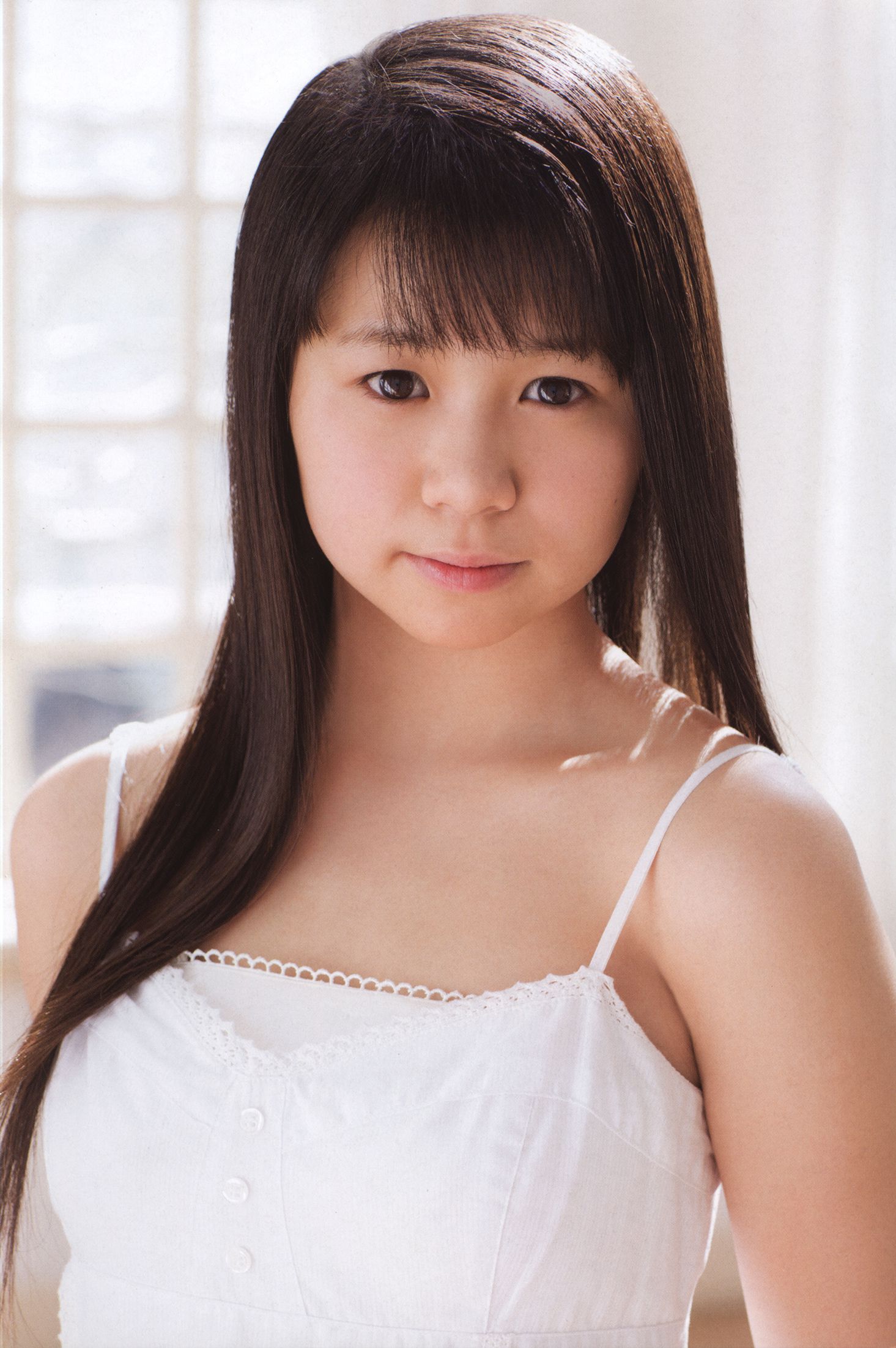日本美少女组合Juice=Juice《OFFICIAL PHOTO BOOK》 第10张图
