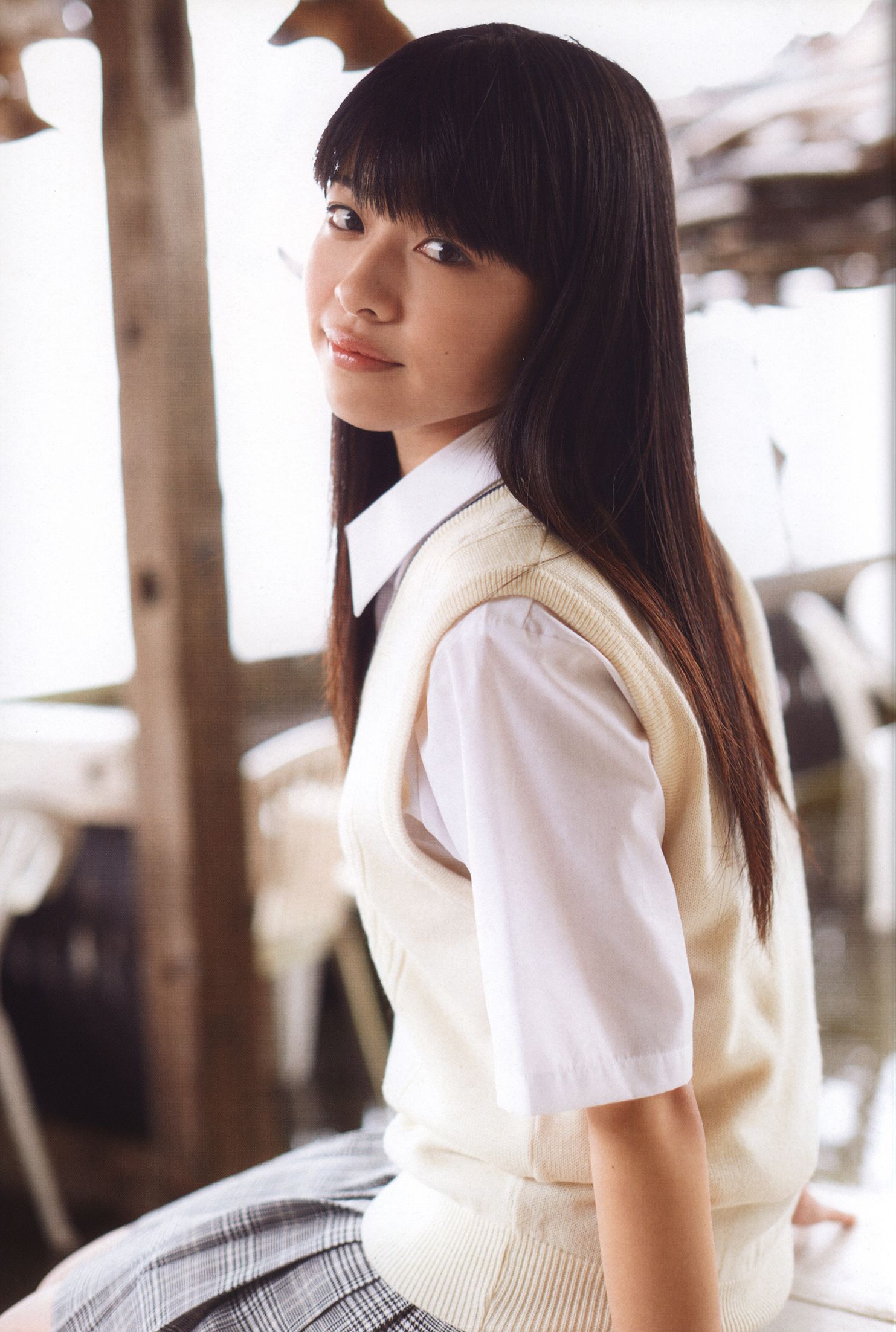 日本美少女组合Juice=Juice《OFFICIAL PHOTO BOOK》 第15张图
