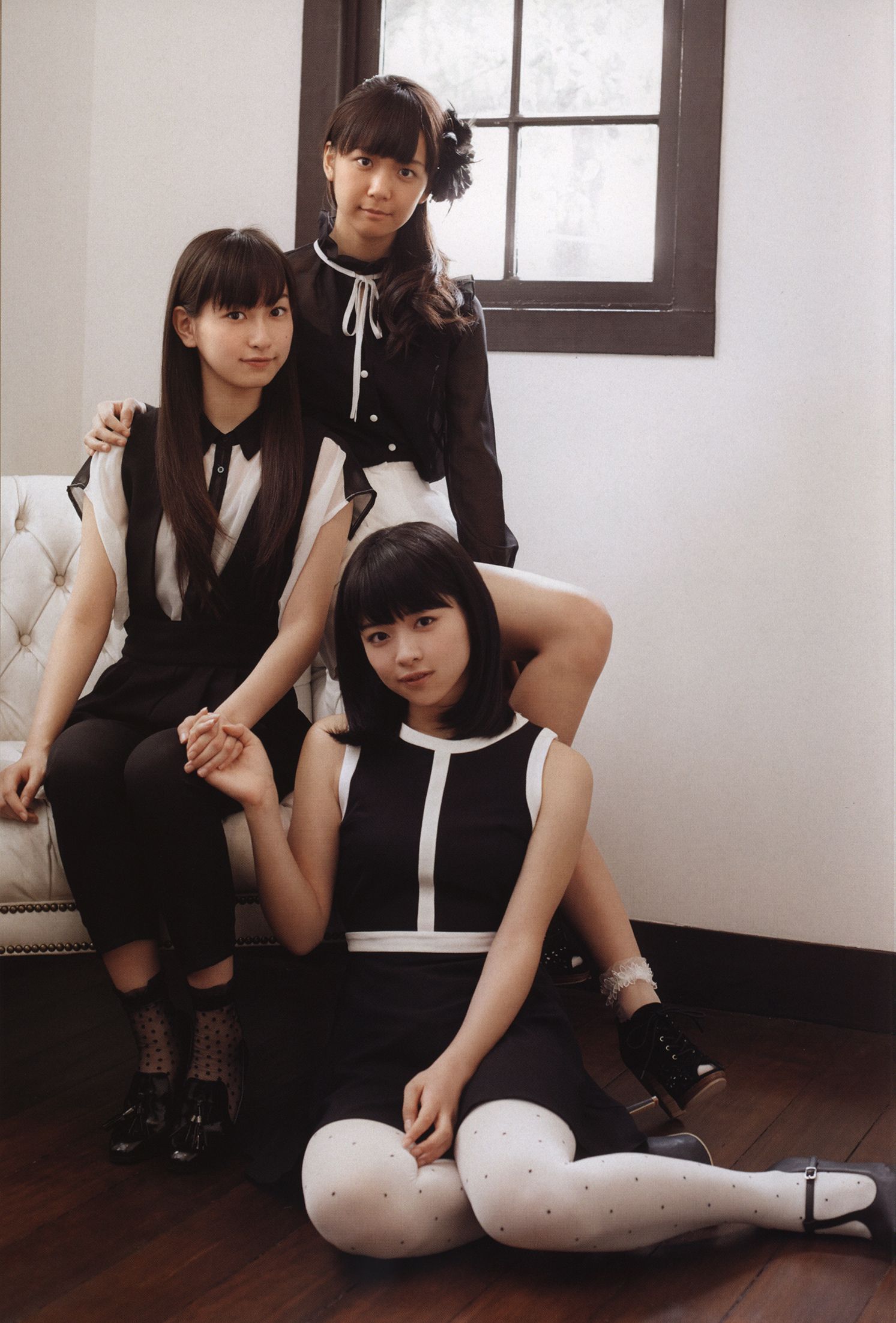 日本美少女组合Juice=Juice《OFFICIAL PHOTO BOOK》 第44张图