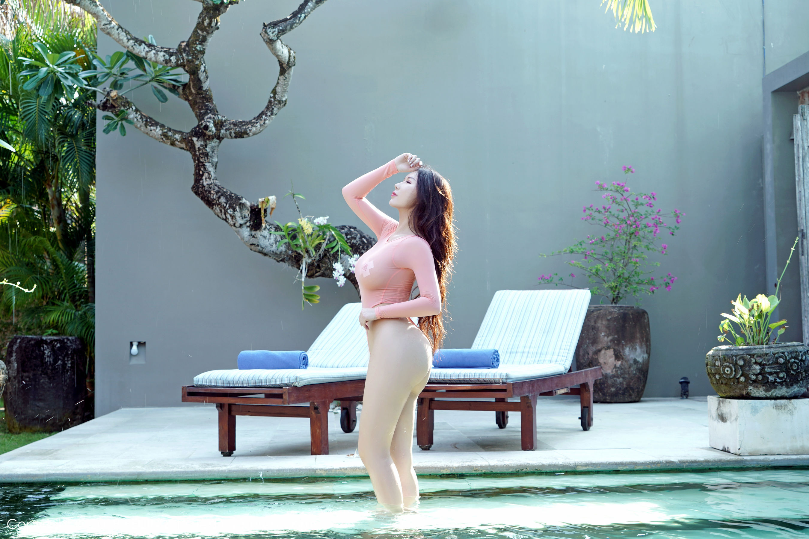 Egg_尤妮丝《充满着熟女韵味的丰润圆翘美臀》 [嗲囡囡FEILIN] VOL.143 第23张图