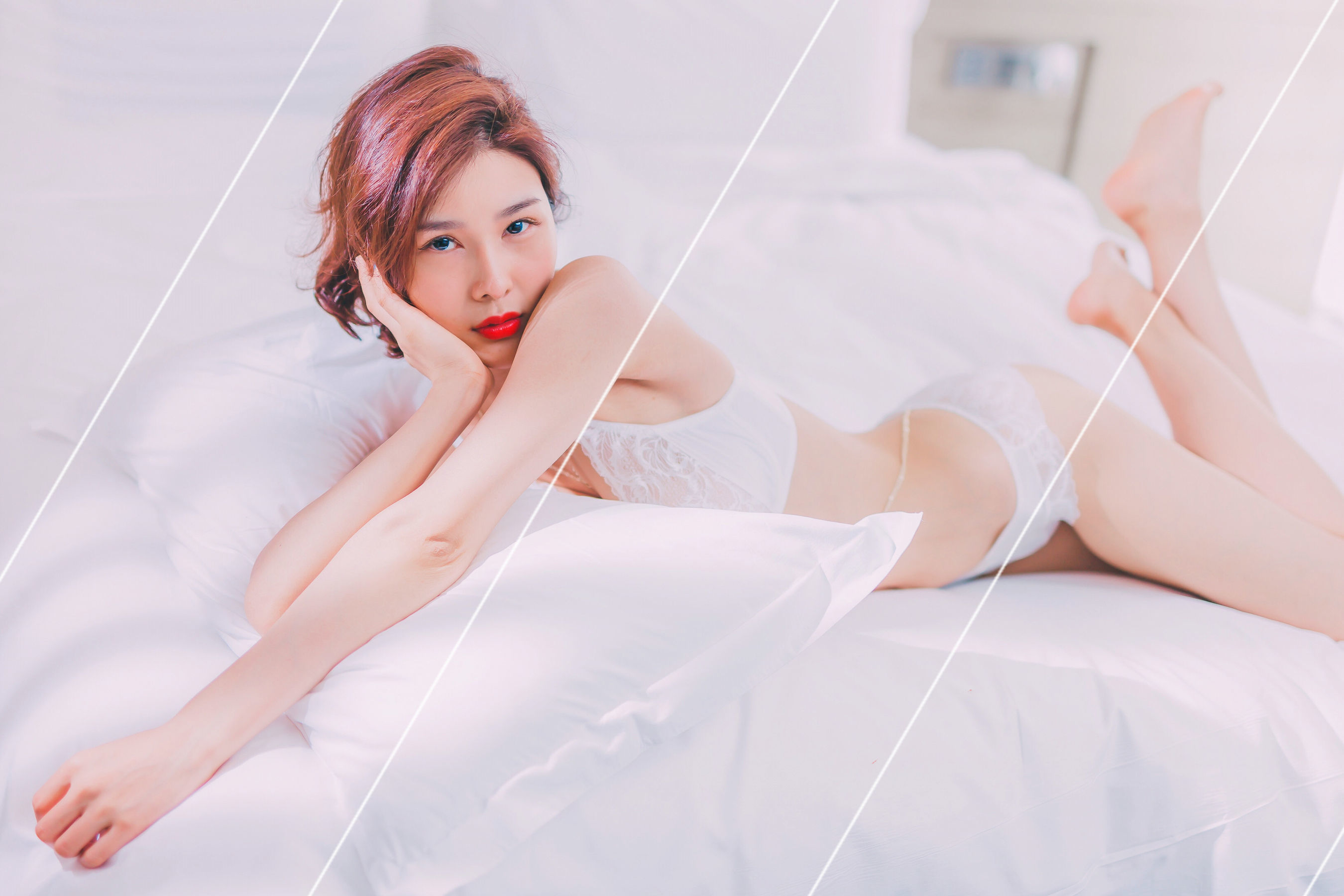 闫盼盼 2018年7月写真《裸心》 第39张图