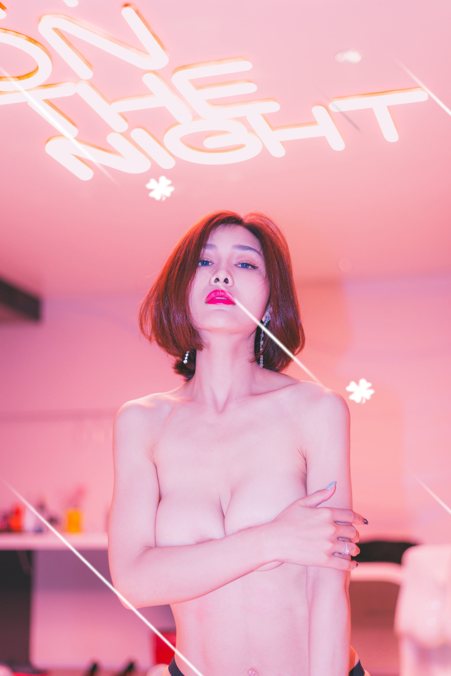 闫盼盼 《灵与欲》 第38张图