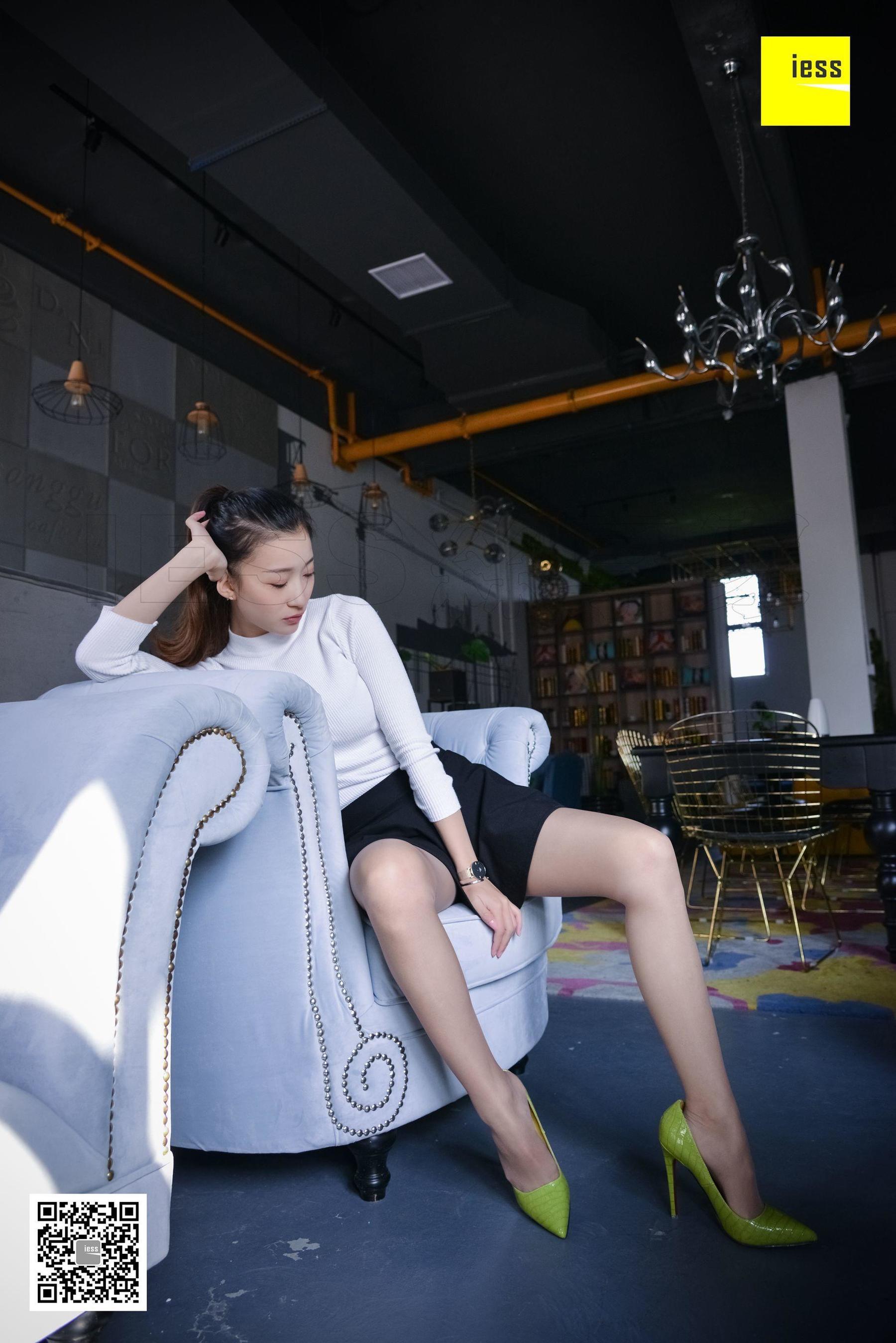 [异思趣向IESS] 丝享家271 秋秋 《暧昧的阳光》 第34张图