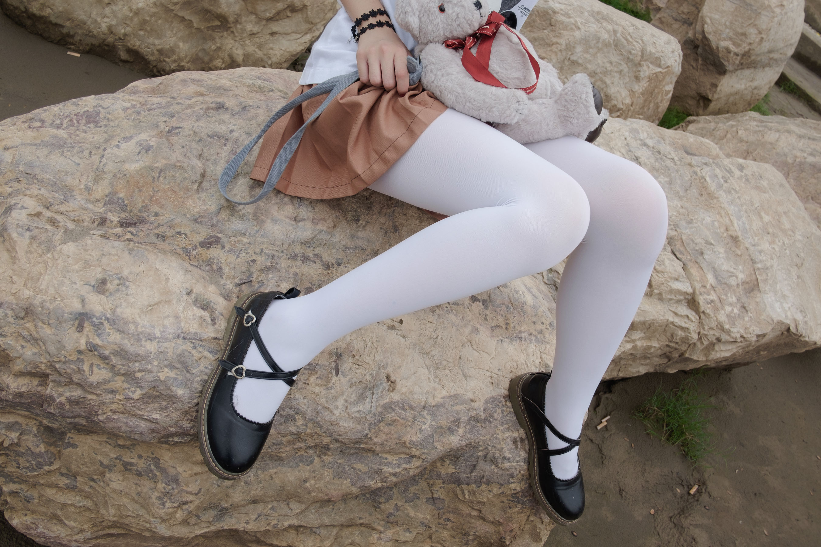 [森萝财团] BETA-004 高中女生JK白丝外拍 第24张图