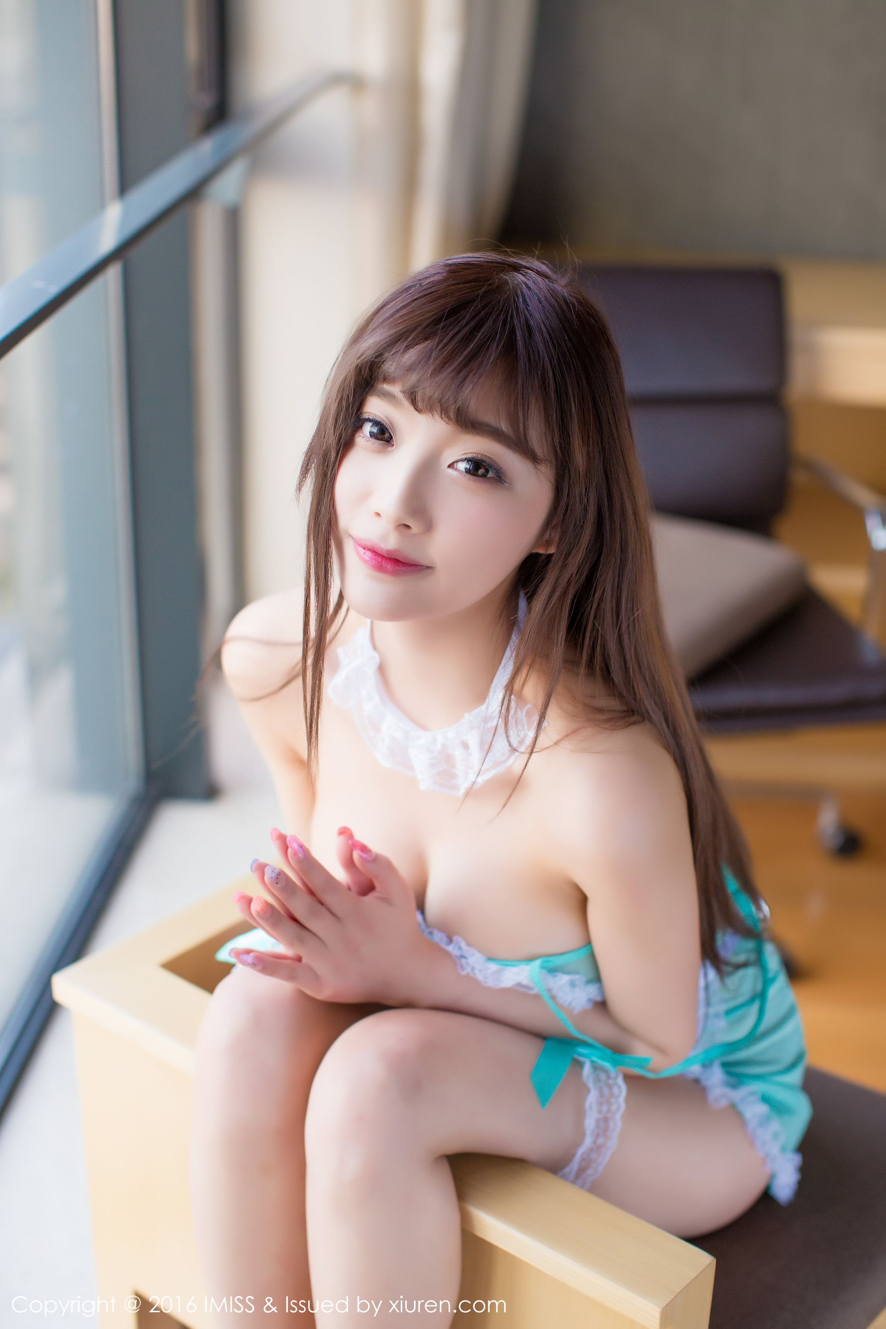 sugar小甜心CC《空姐制服+厨娘服》 [爱蜜社IMiss] Vol.073 第47张图