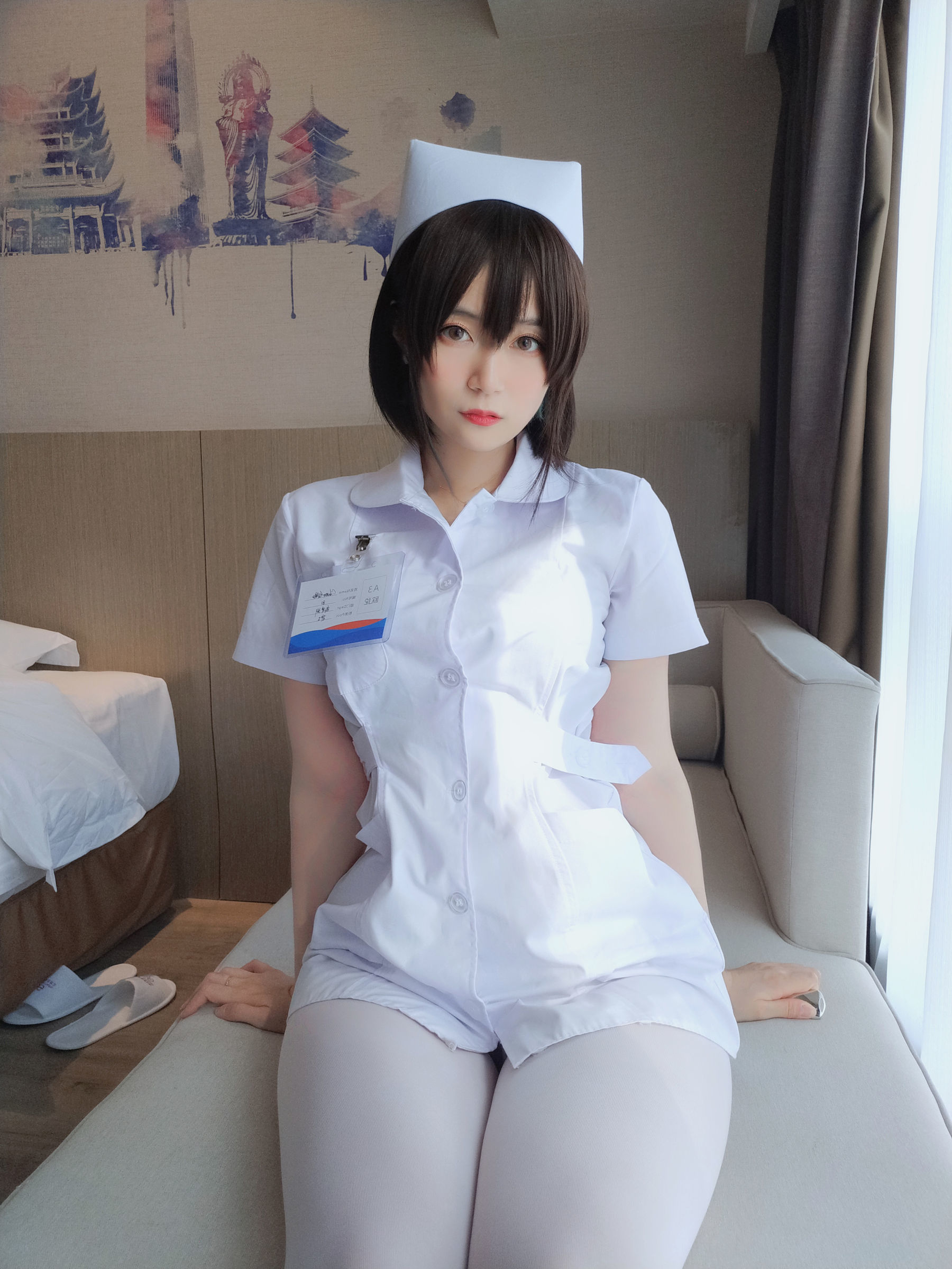 [萝莉COS] 白银 - 短发小护士 第28张图