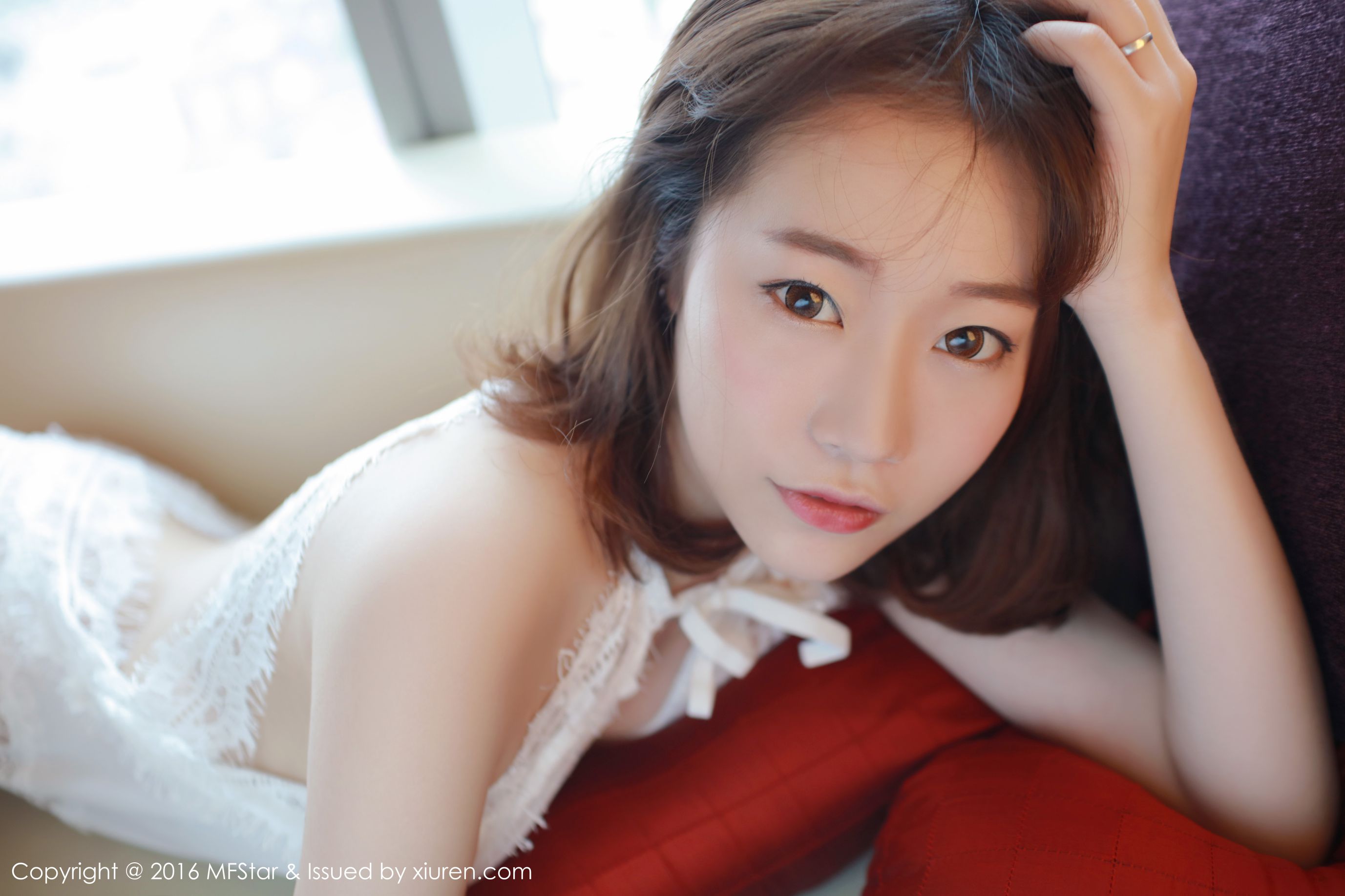 陈思雨Mango《诱人的丰胸与修长美腿》 [模范学院MFStar] Vol.066 第7张图