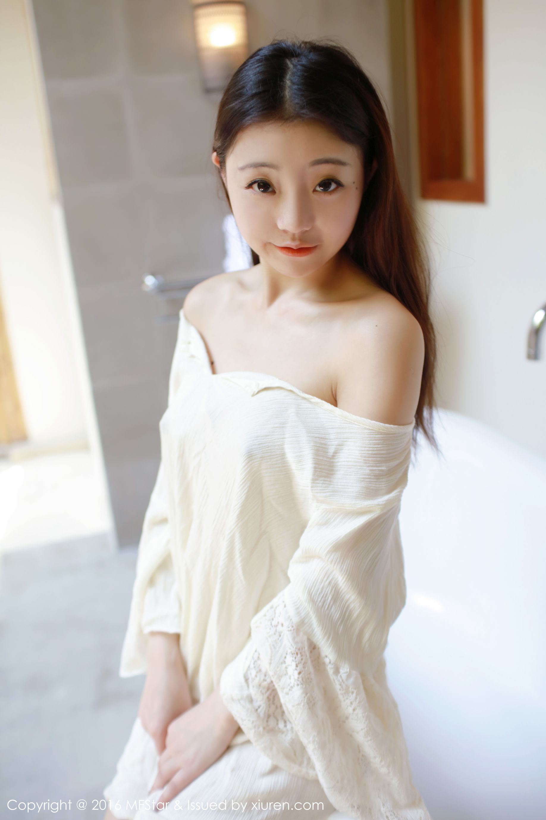 佘贝拉bella《湿身诱惑与激凸福利》 [模范学院MFStar] Vol.072 第19张图
