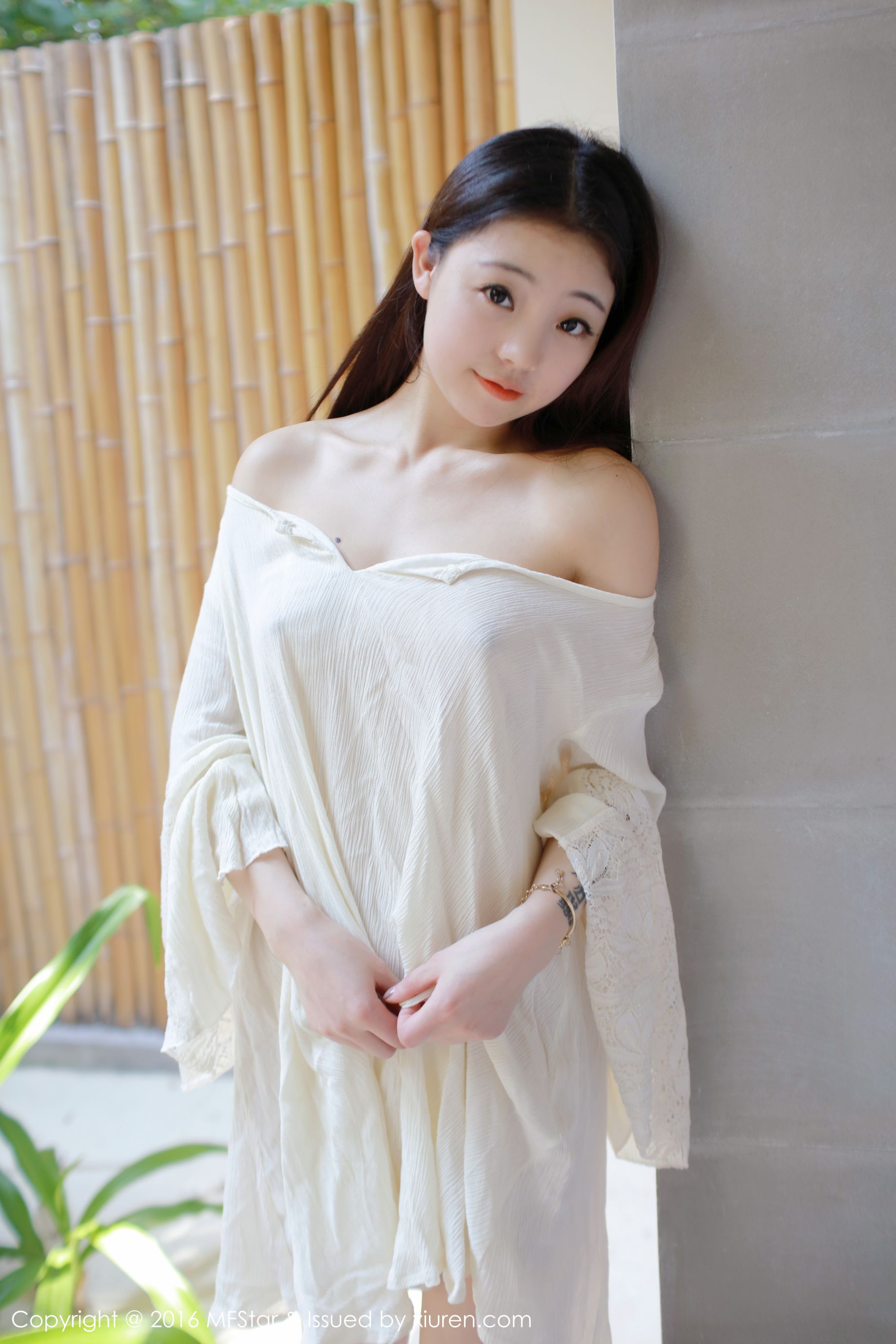 佘贝拉bella《湿身诱惑与激凸福利》 [模范学院MFStar] Vol.072 第25张图