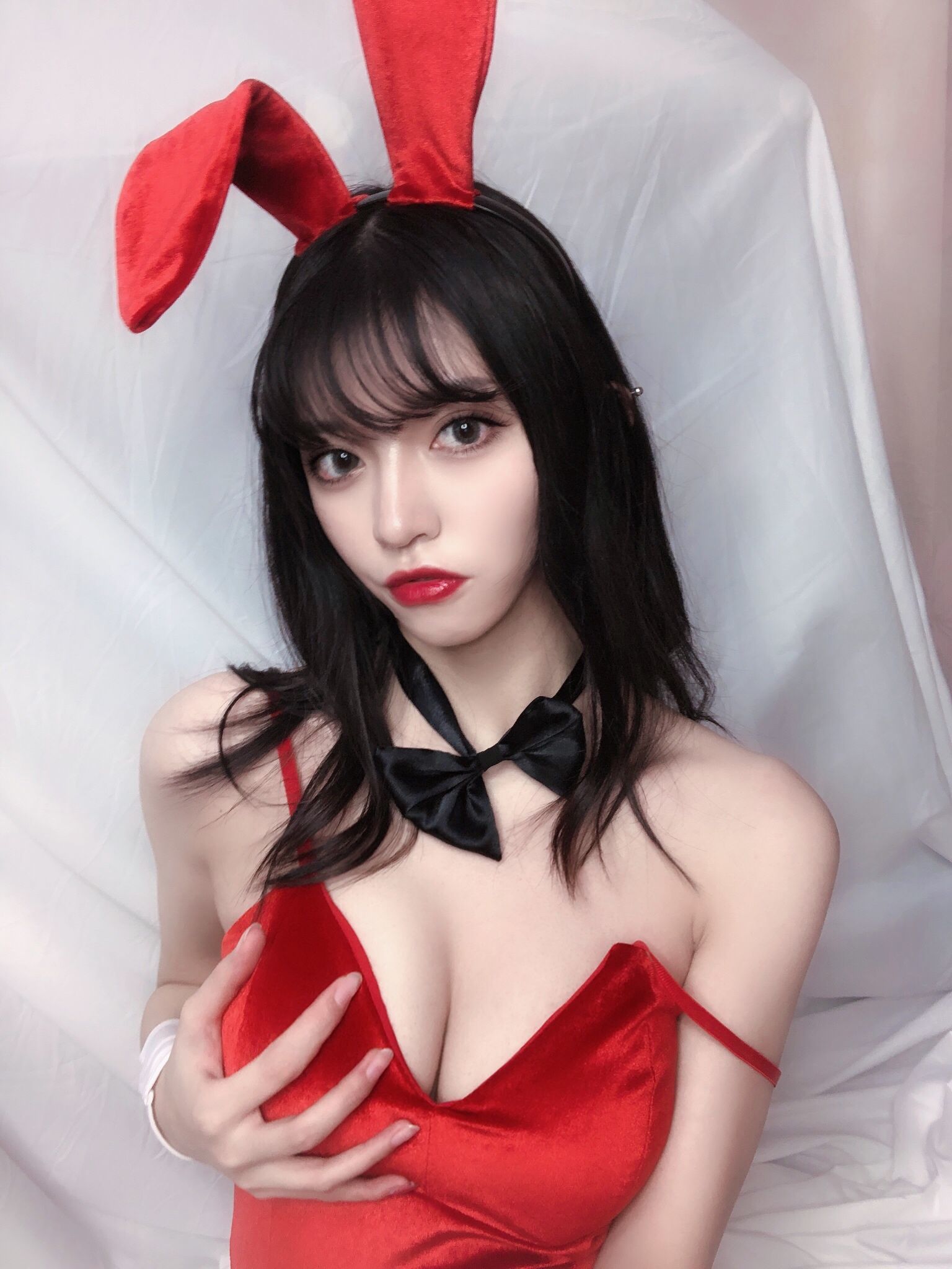 銘銘Kizami 红丝绒兔女郎 第6张图
