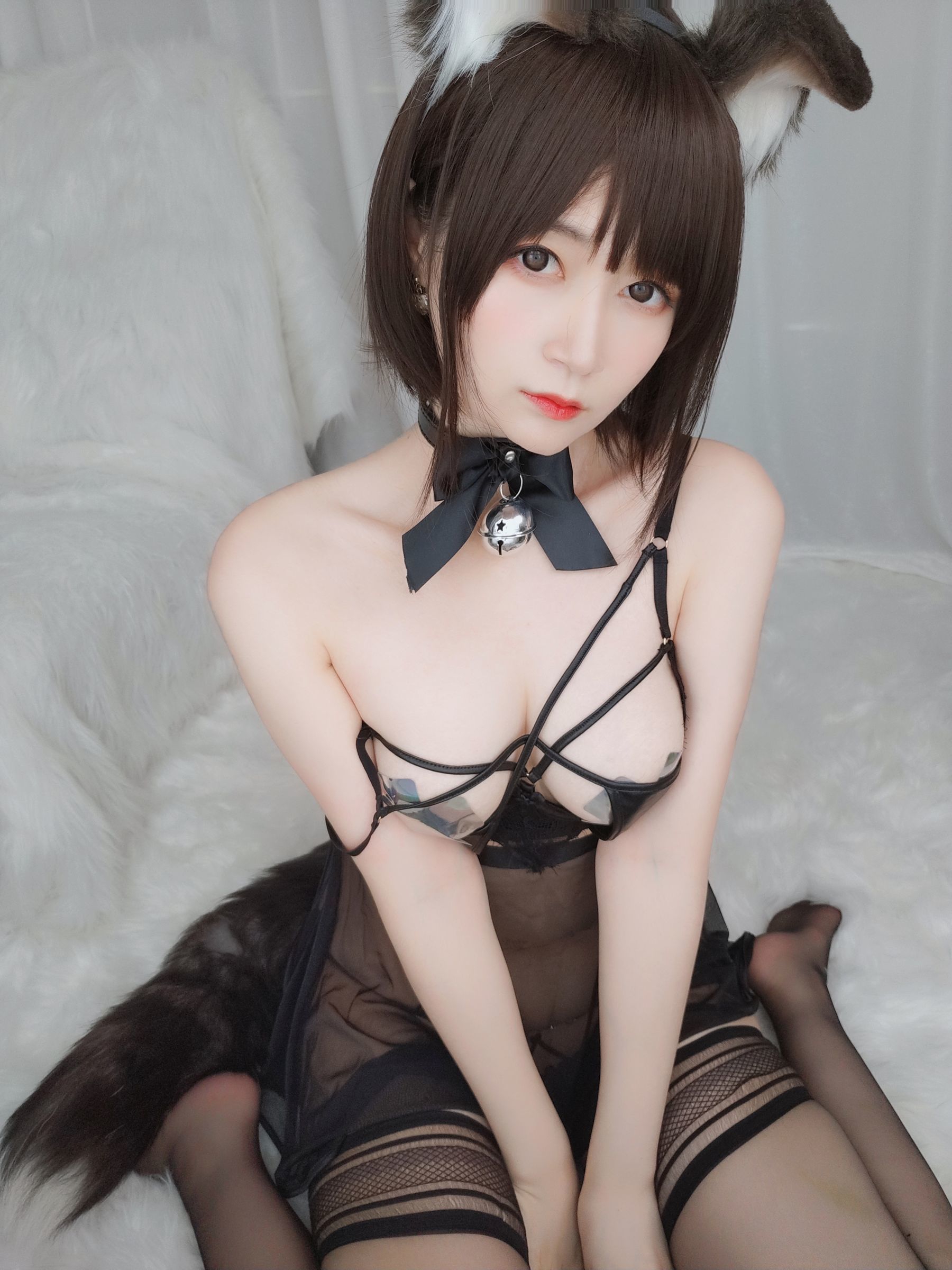 [COS福利] Coser小姐姐白银 - 折耳狗 第16张图