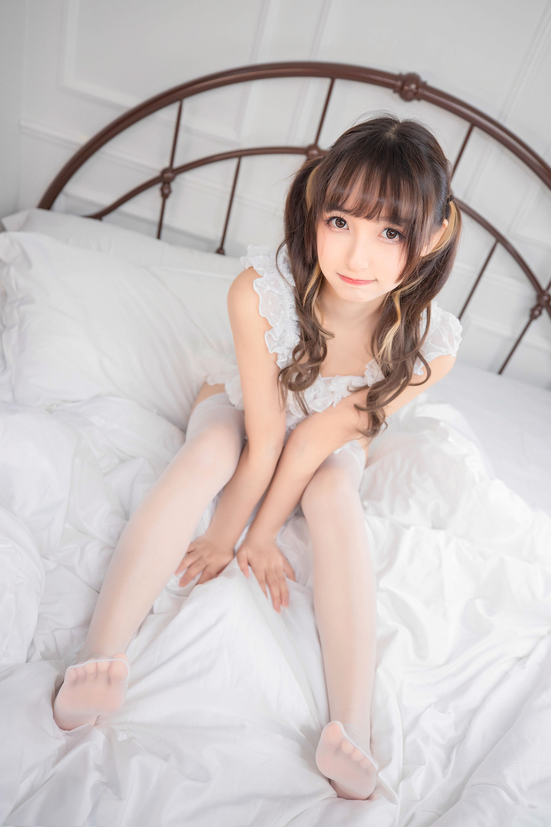 [Cosplay写真] 萝莉神楽坂真冬之トリック放題 - 白丝少女 第11张图