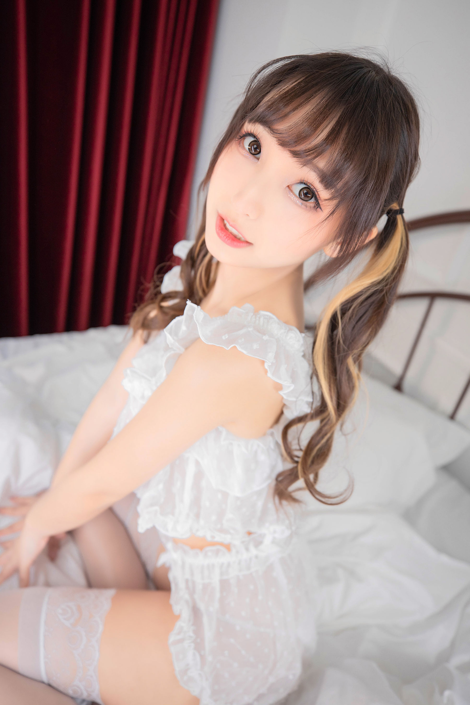 [Cosplay写真] 萝莉神楽坂真冬之トリック放題 - 白丝少女 第12张图