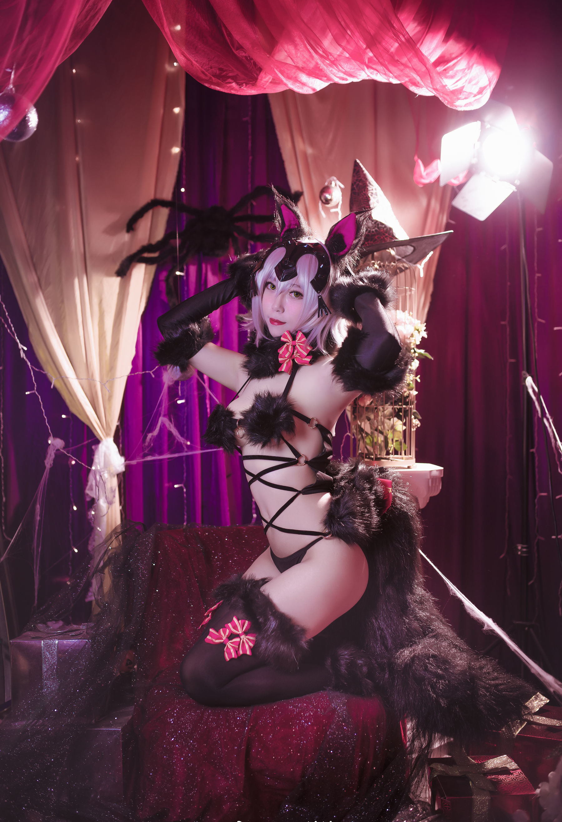 [网红COSER] 动漫博主Money冷冷 - 贞德 第1张图