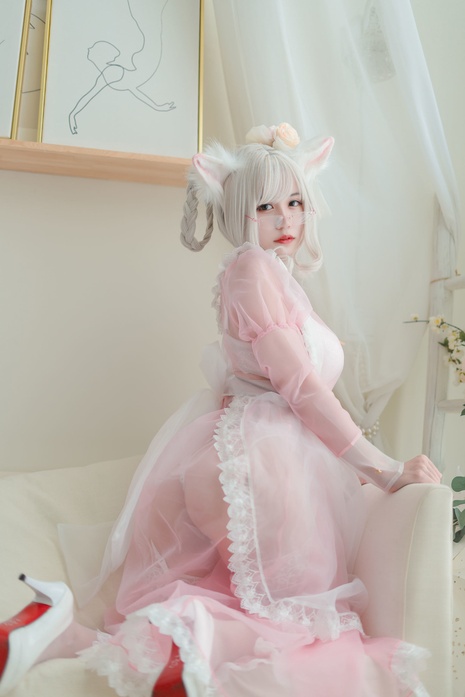 [网红COSER] 动漫博主小仓千代w - 透明粉色女仆 第1张图