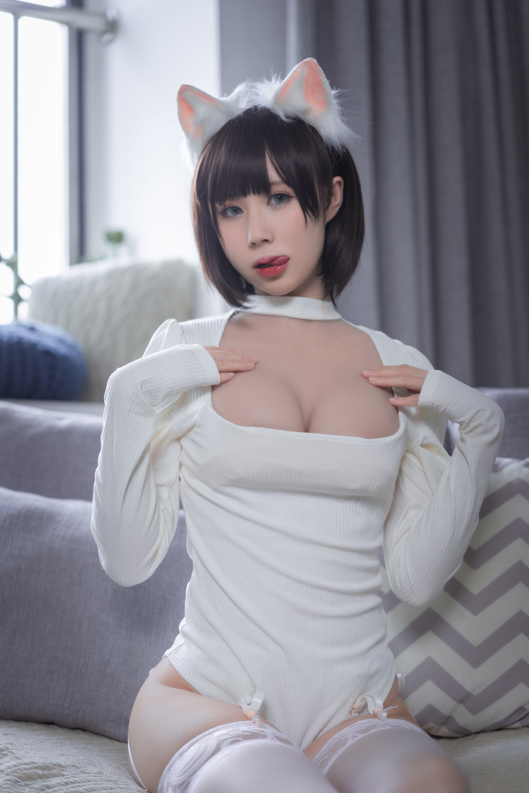 [网红COSER] 西园寺南歌 - 白猫白色连体衣 第17张图