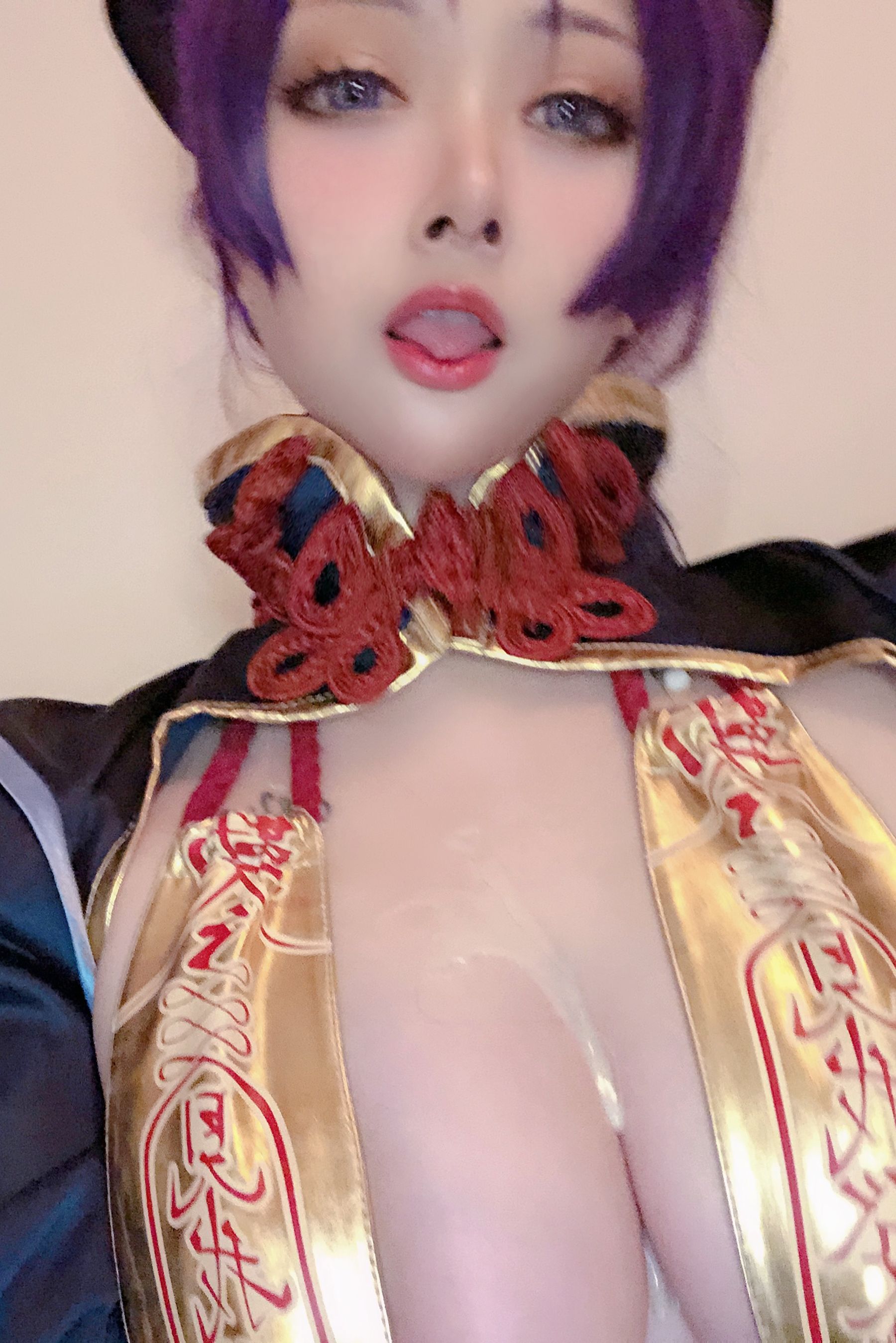 [COS福利] 高颜值coser念念_D - 奶光僵尸娘自拍 第5张图