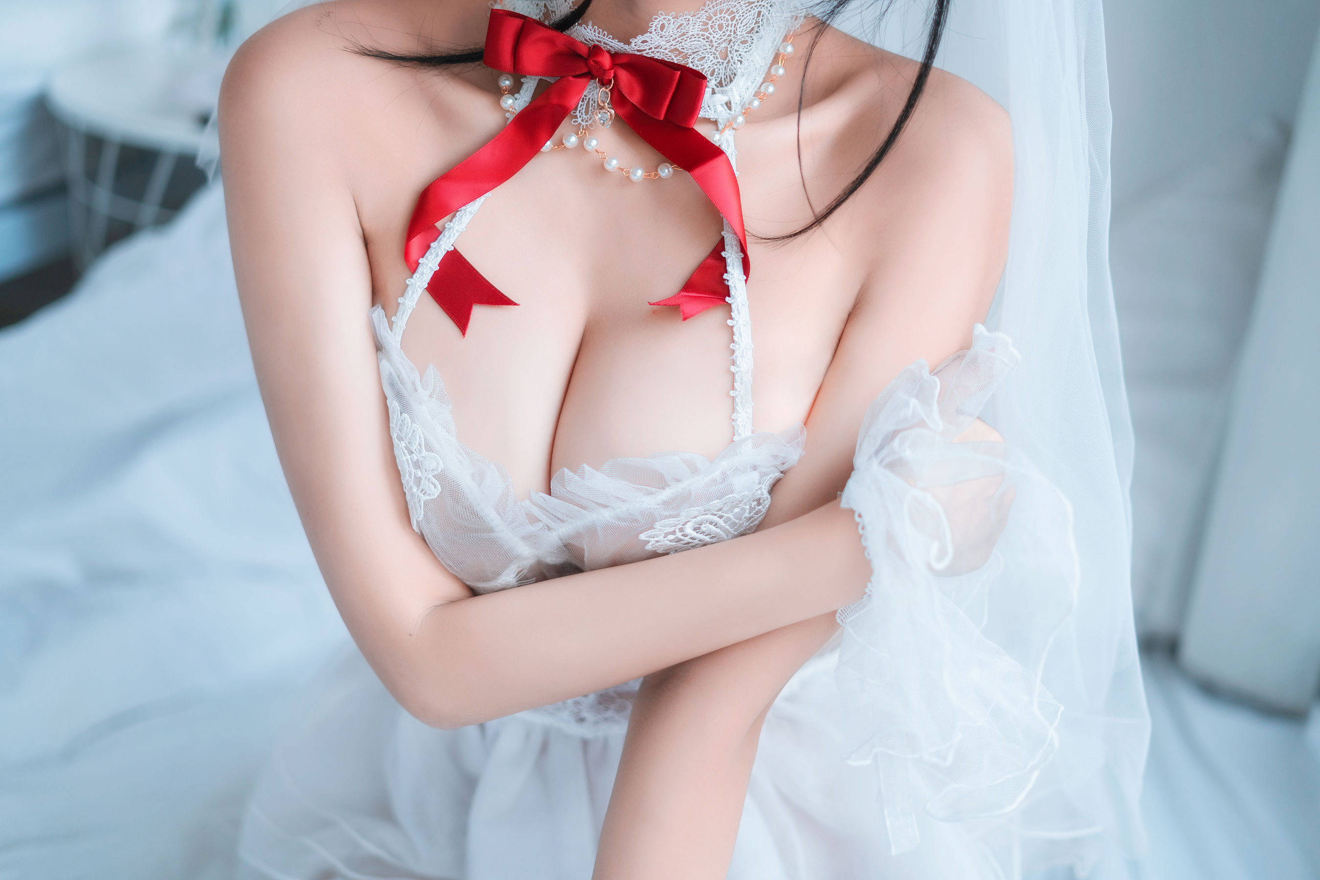 [COS福利] 微博妹子三度_69 - 婚纱孔雀翎 第16张图