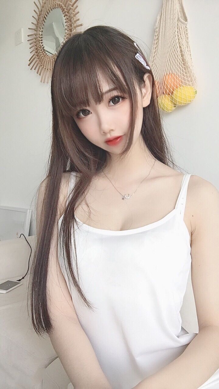 [COS福利] Cos小姐姐雪琪 - 肉丝吊带裙 第47张图