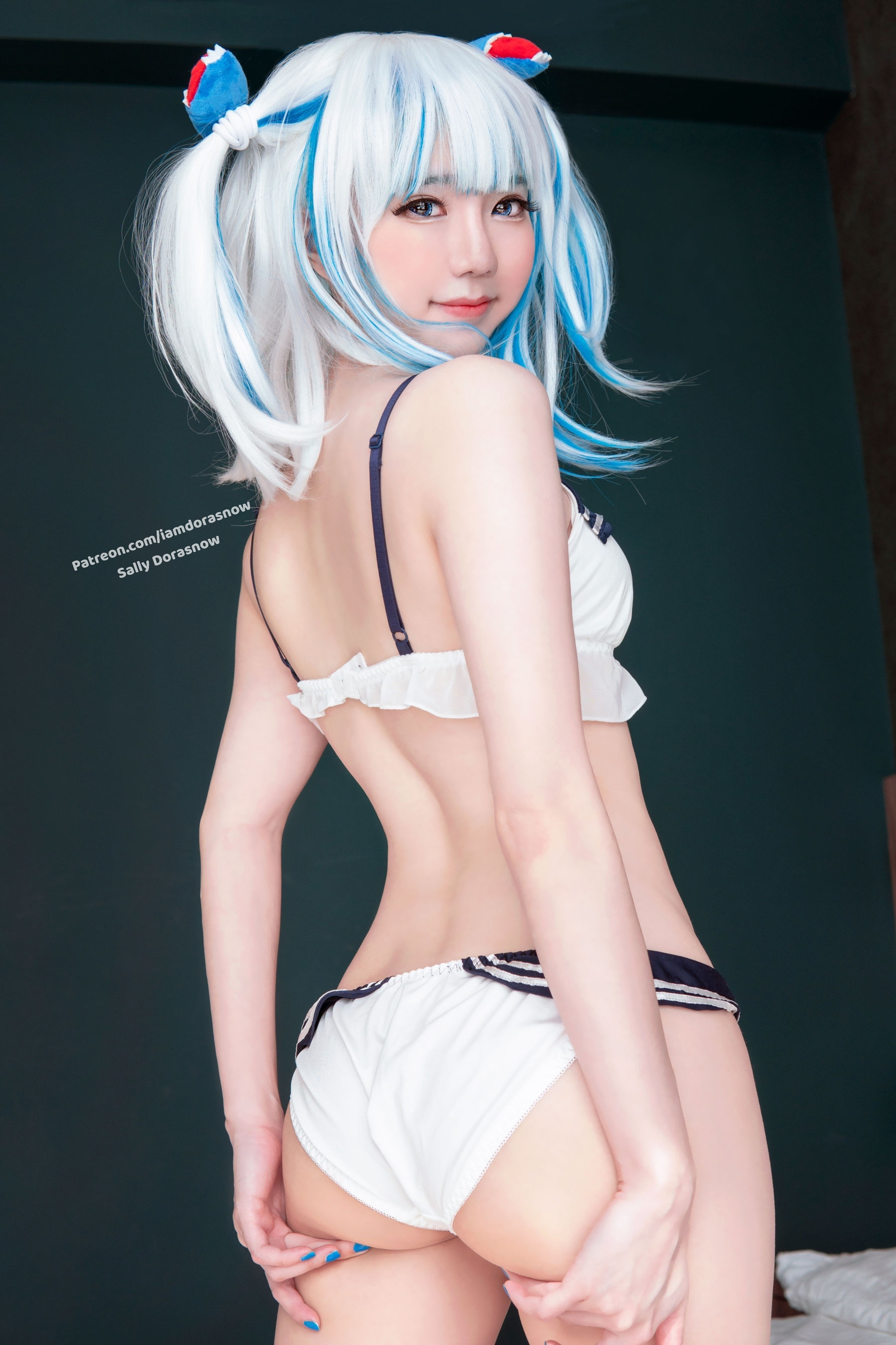 [福利COS] Sally Dorasnow - Gura Bikini 第8张图