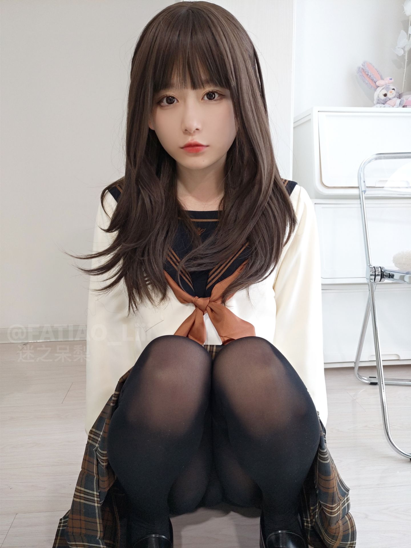 [福利COS] 迷之呆梨(发条少女)[fantia] - 黒いタイツをはいている 第14张图