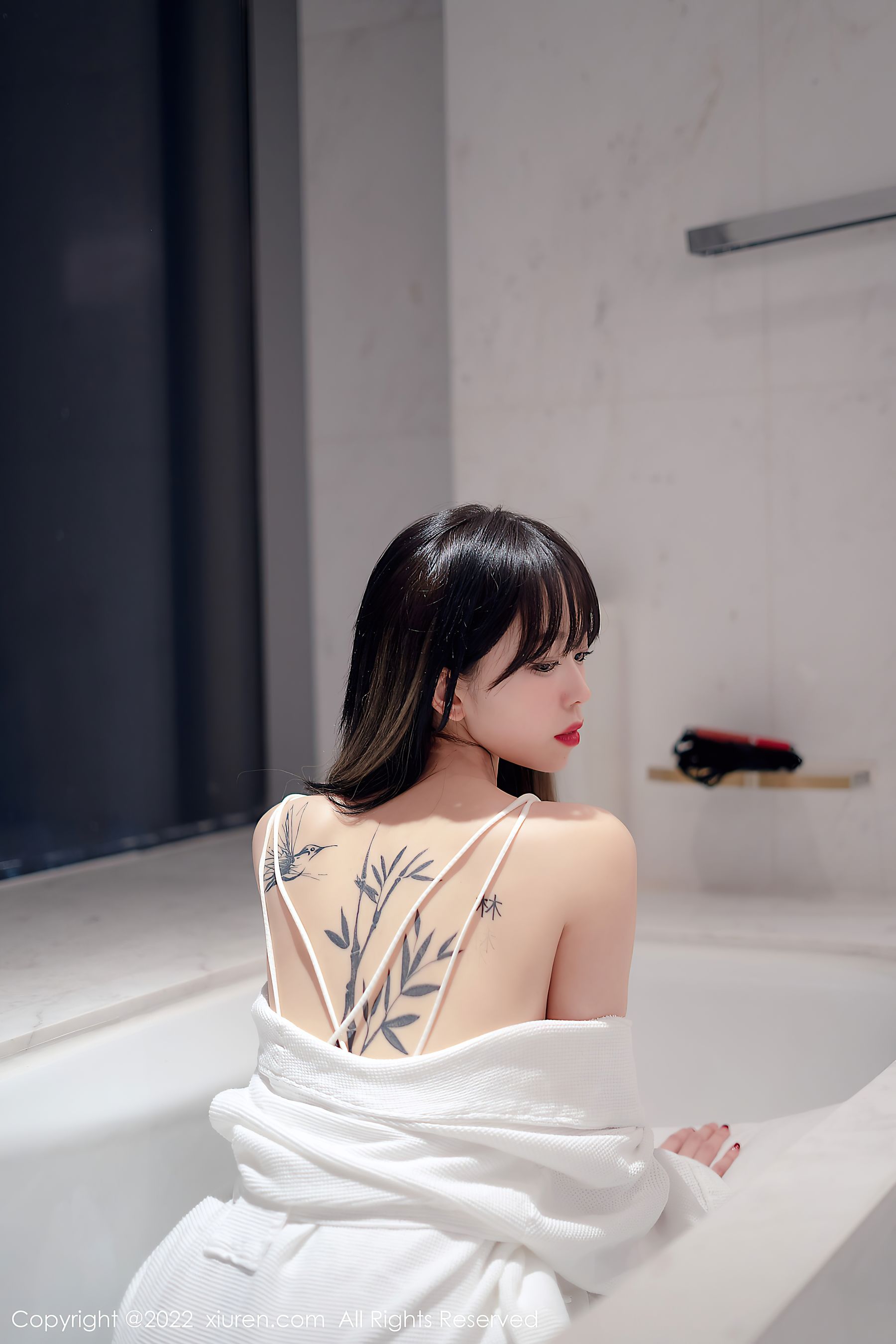 [秀人XiuRen] No.4611 奶瓶 第8张图