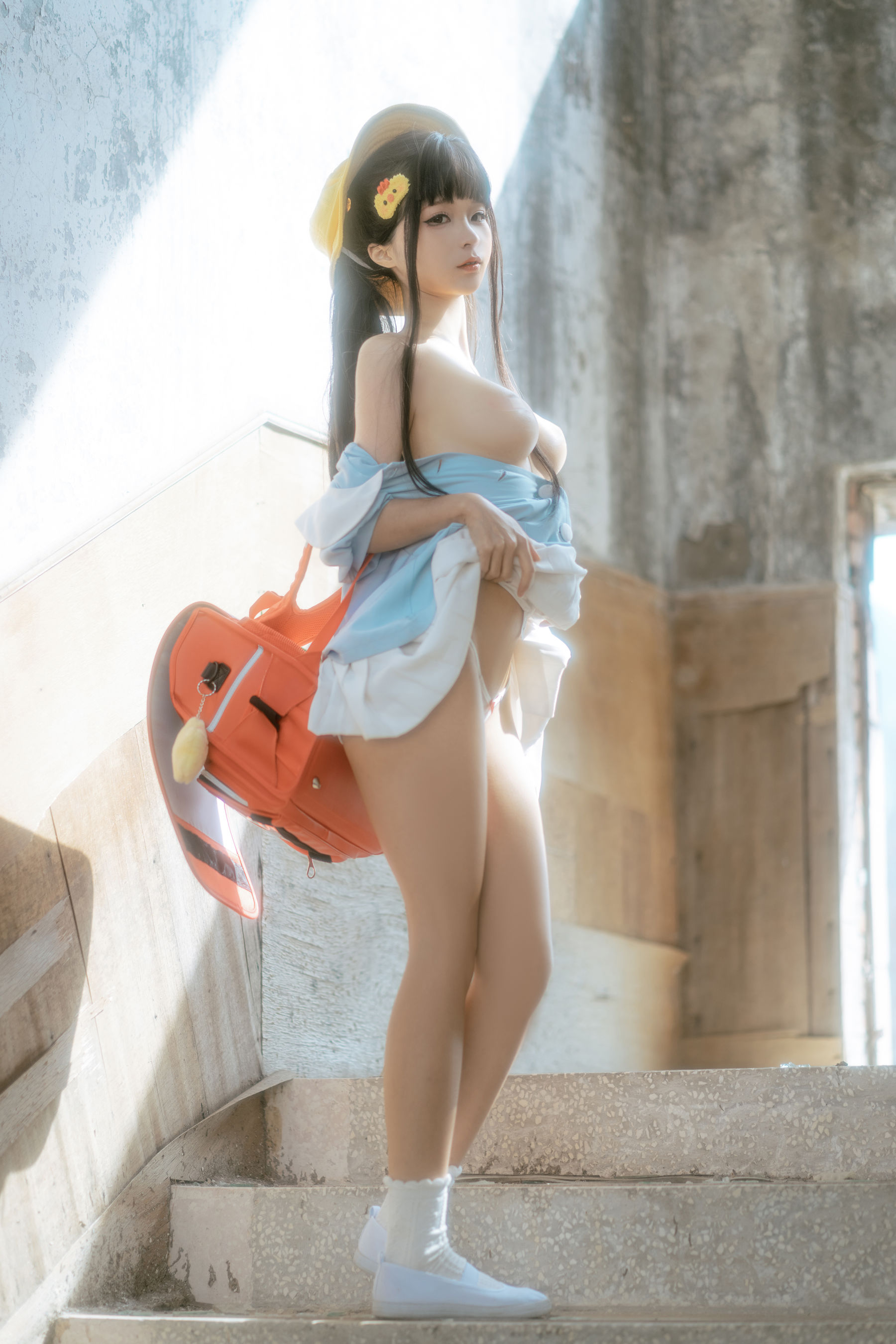 [福利COS] 动漫博主蠢沫沫 - 小黄帽 绅士版 第59张图
