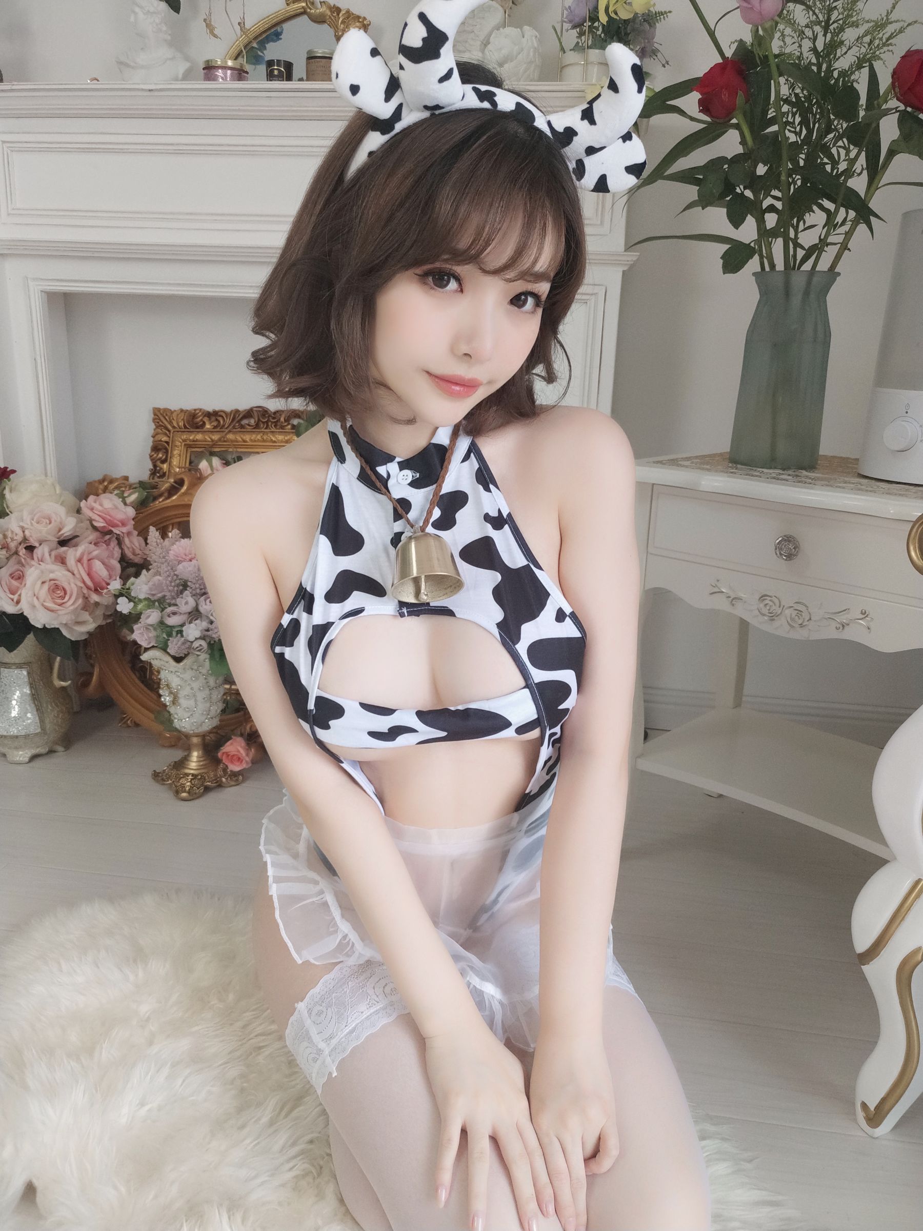 [福利COS] 动漫博主雯妹 - 奶牛 第2张图