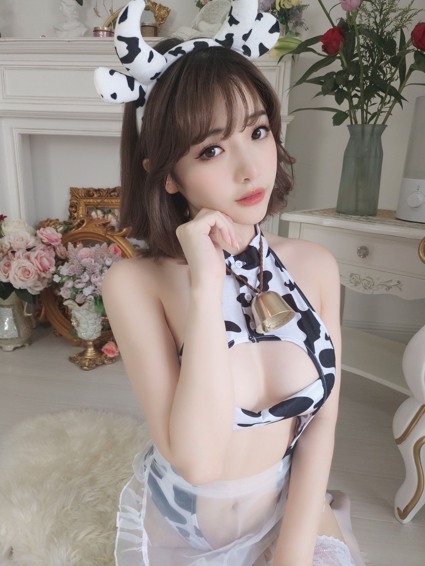 [福利COS] 动漫博主雯妹 - 奶牛 第5张图