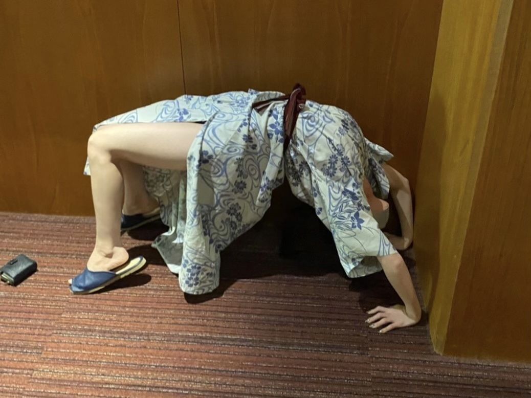[福利COS] 日本甜美COSERけんけん[fantia] 20211120-温泉旅おまけ♨️+まっしろでふわふわ 第3张图