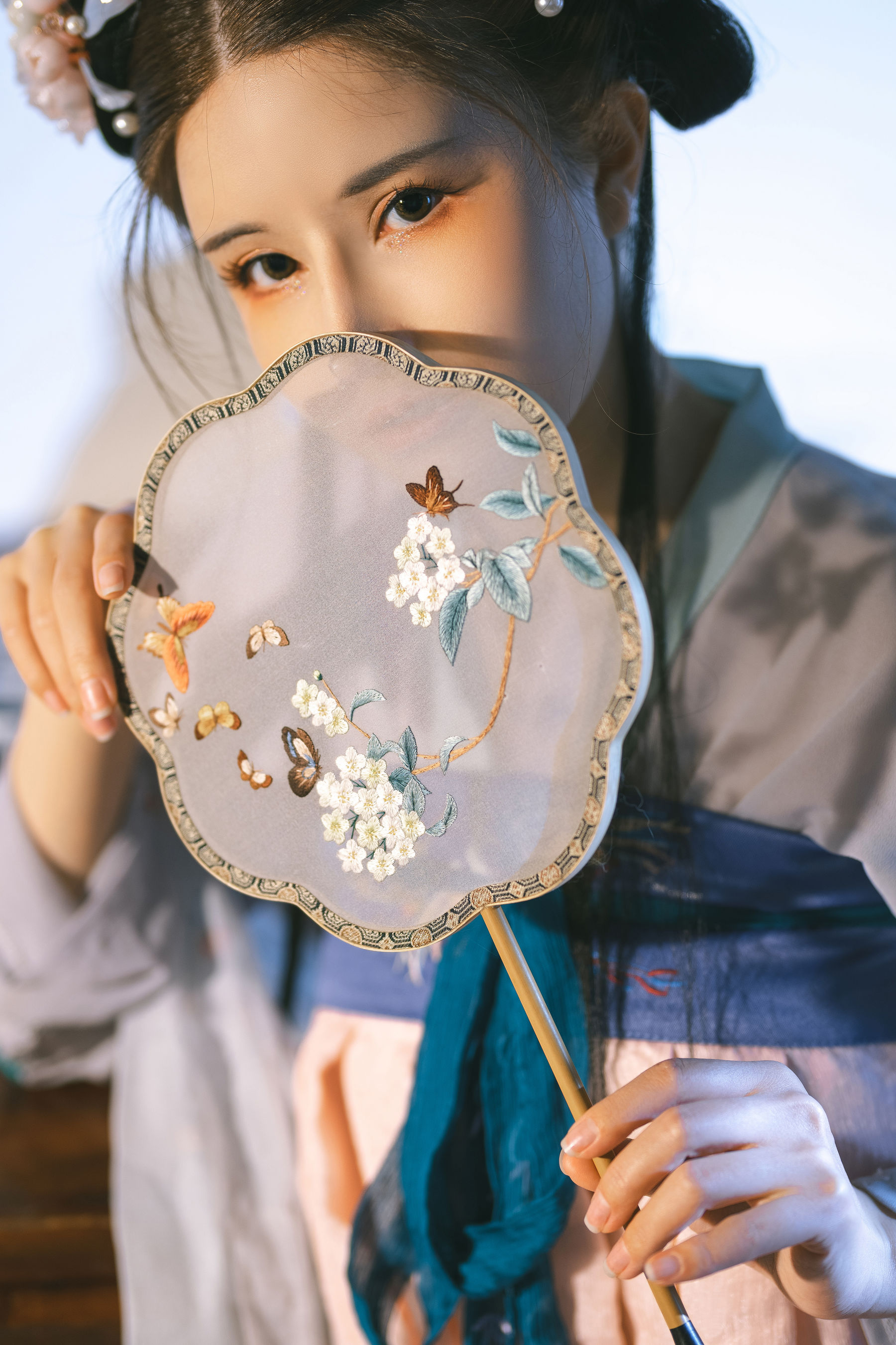 [福利COS] 鹿八岁 - X铁手叫兽 汉服 第1张图