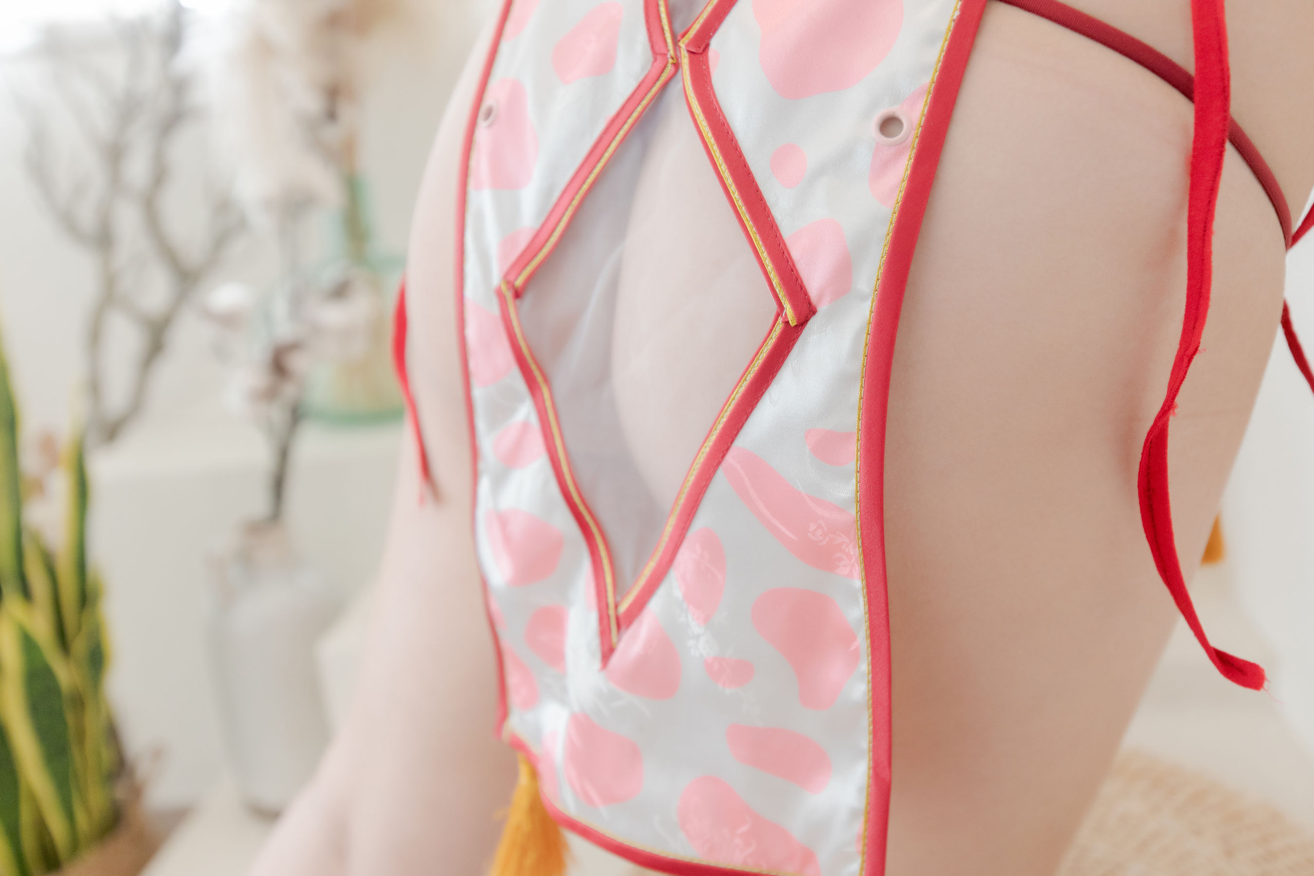 [福利COS] 胡桃猫Kurumineko - 蜜桃牛乳 第17张图