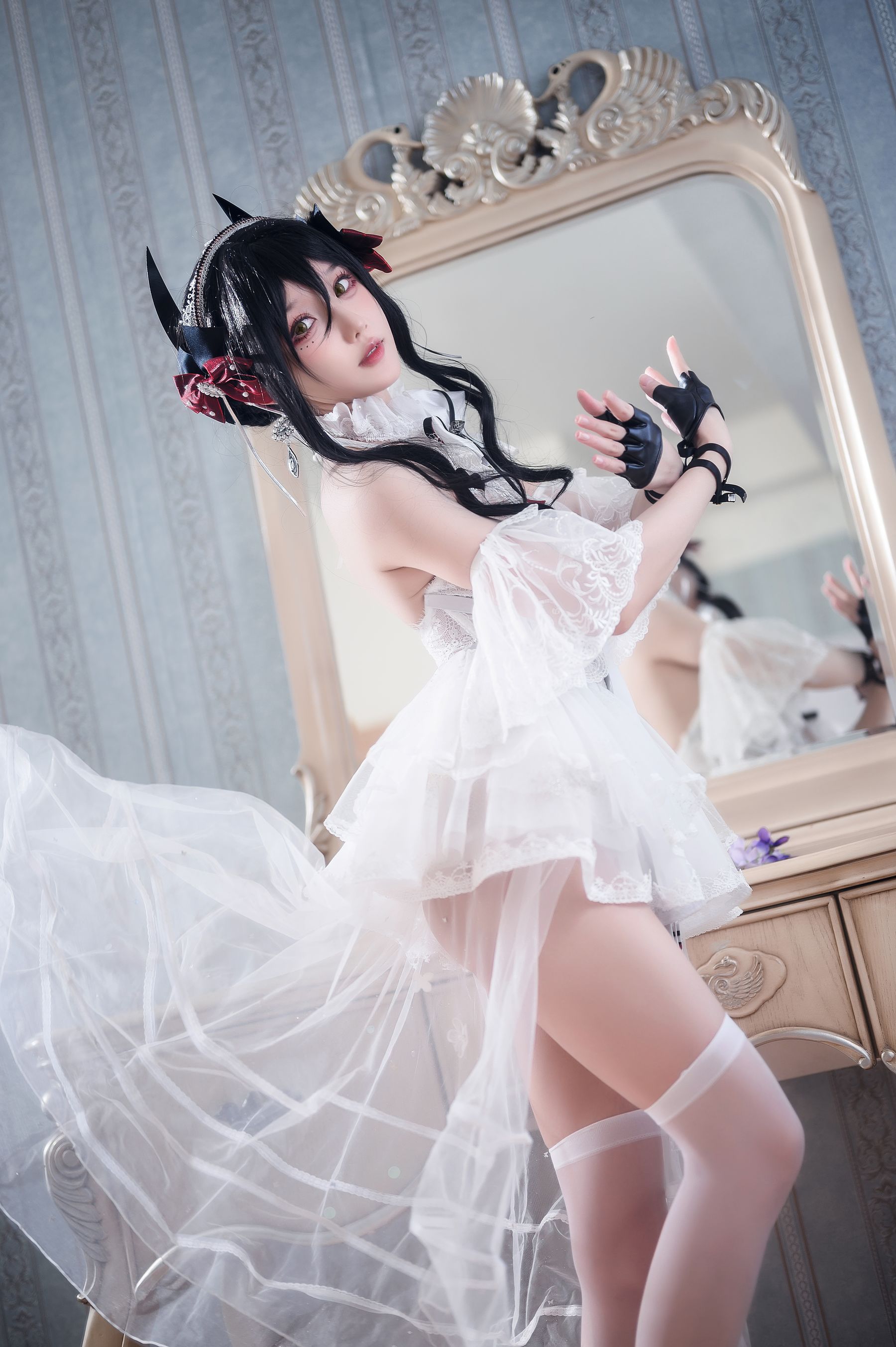 [福利COS] 动漫博主阿包也是兔娘 - 明日方舟 伊内斯芭蕾 第10张图