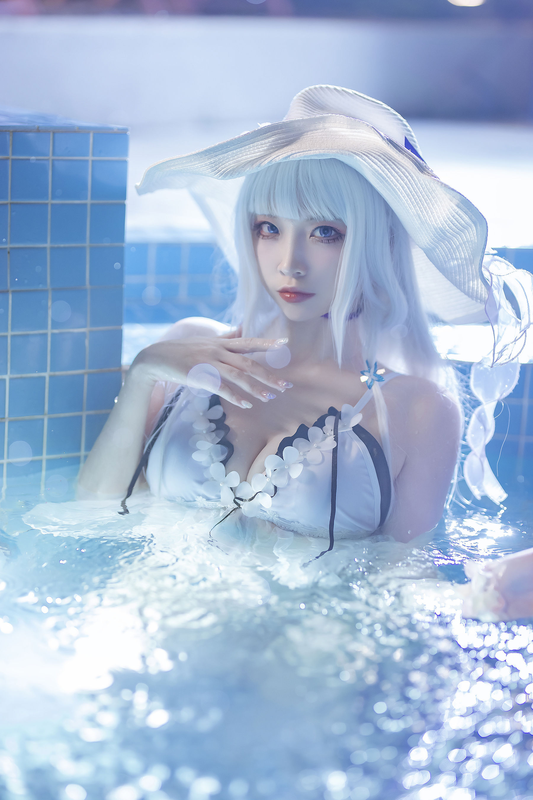 [福利COS] 人气Coser二佐Nisa - 碧蓝光辉泳装 第7张图