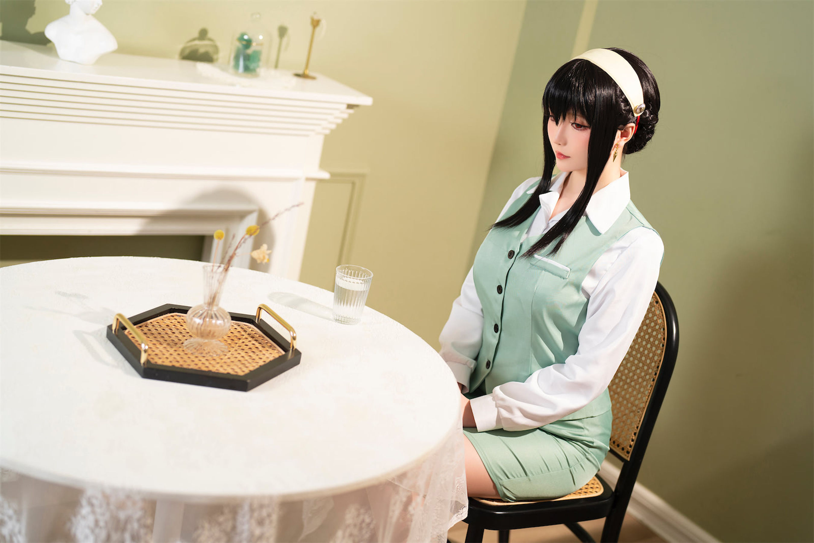 [福利COS] Coser小姐姐星之迟迟 - 圣诞节 约尔 OL制服 第11张图