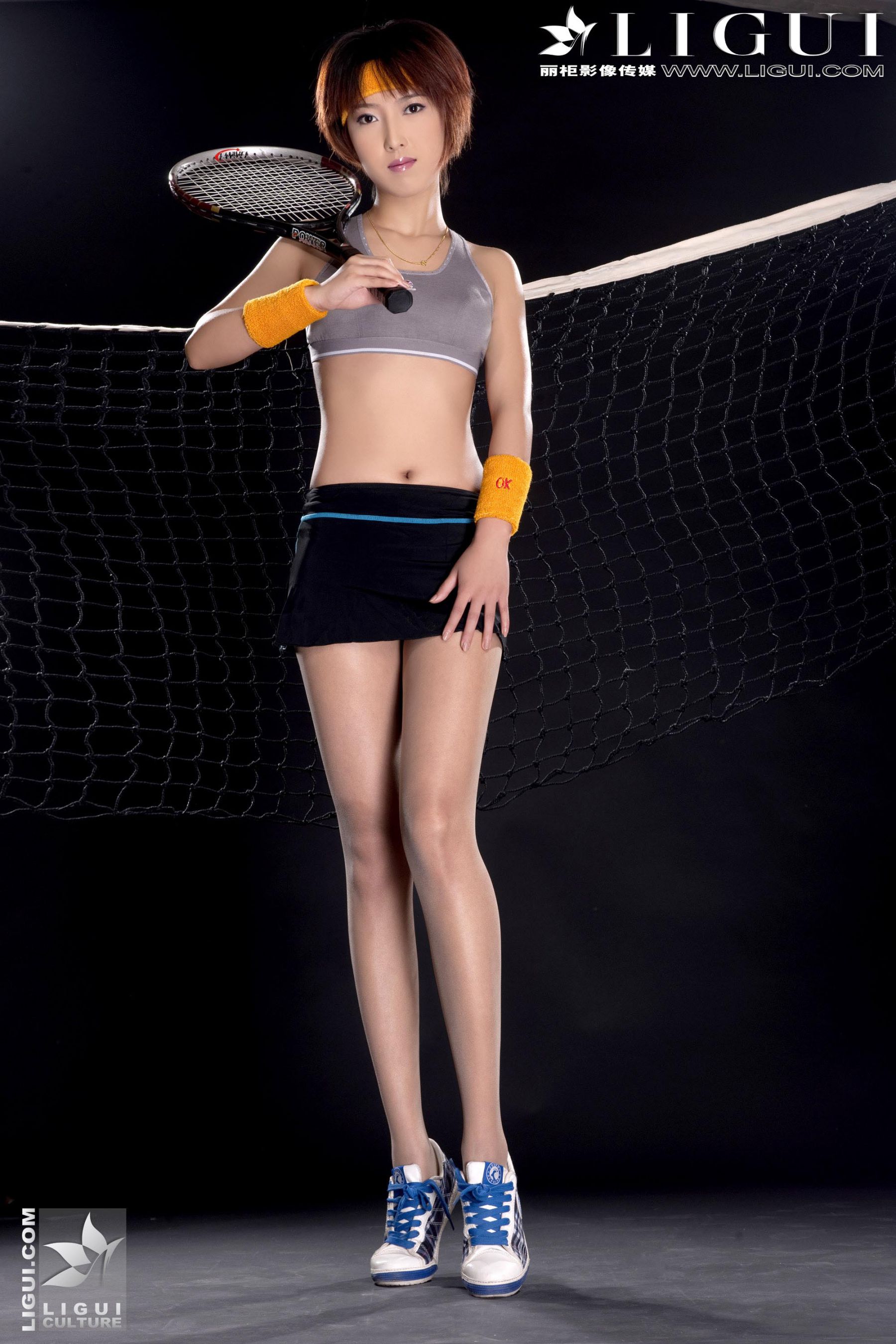 Model 美美《羽毛球美人丝足秀》上中下合集 [丽柜LiGui] 美腿玉足写真图片 第4张图