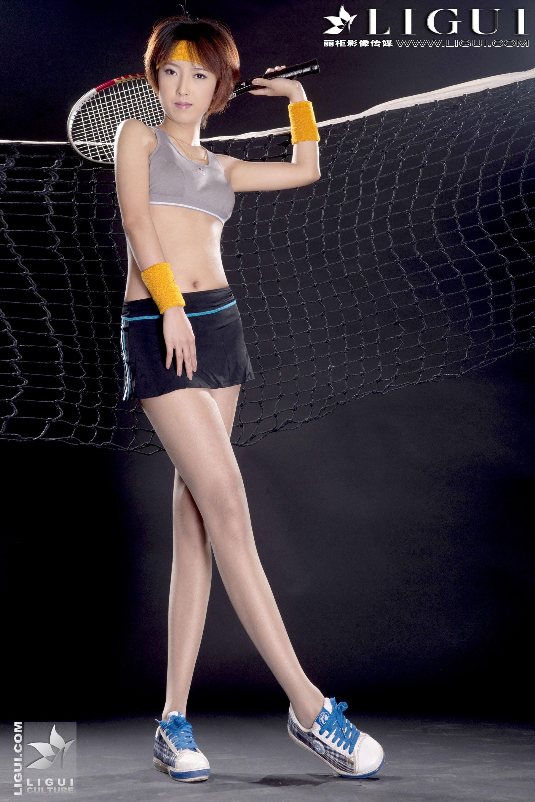 Model 美美《羽毛球美人丝足秀》上中下合集 [丽柜LiGui] 美腿玉足写真图片 第8张图