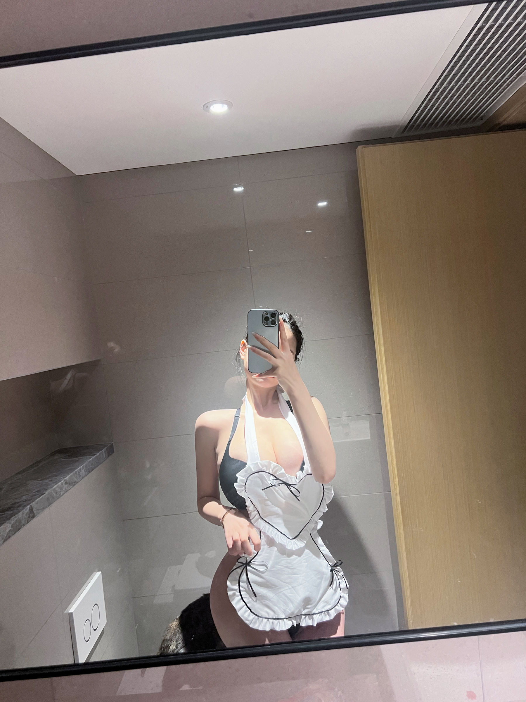 美臀女神左公子666 - 女仆 第13张图