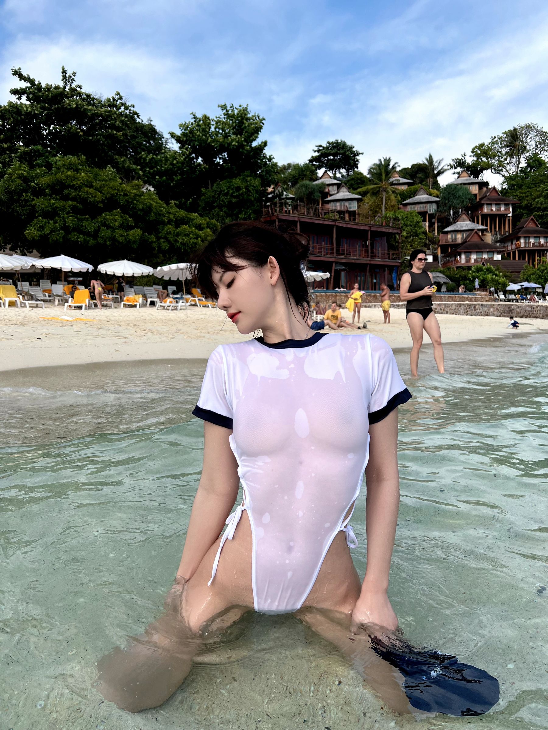 美女模特Azhua19970(阿朱啊) - 海岛透视 第7张图