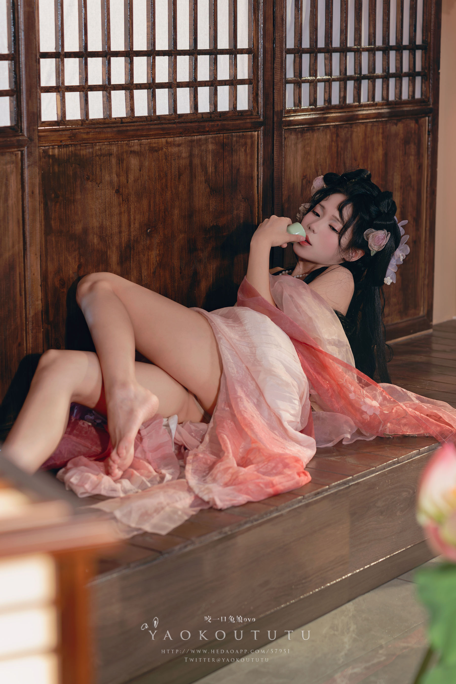 咬一口兔娘 - 游园惊梦 第8张图