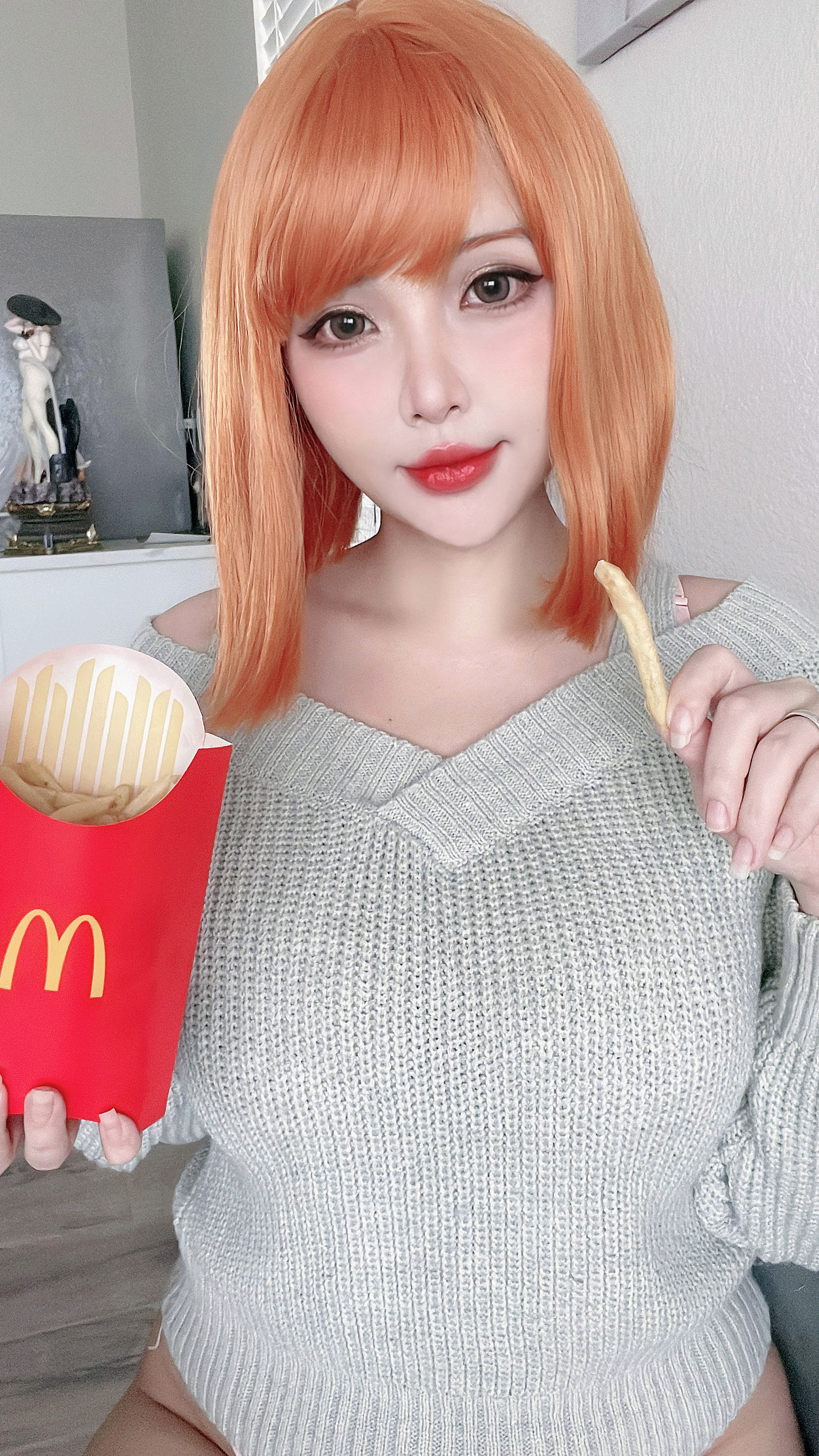 越裔正妹Hana bunny - McDonald’s Mommy 第14张图