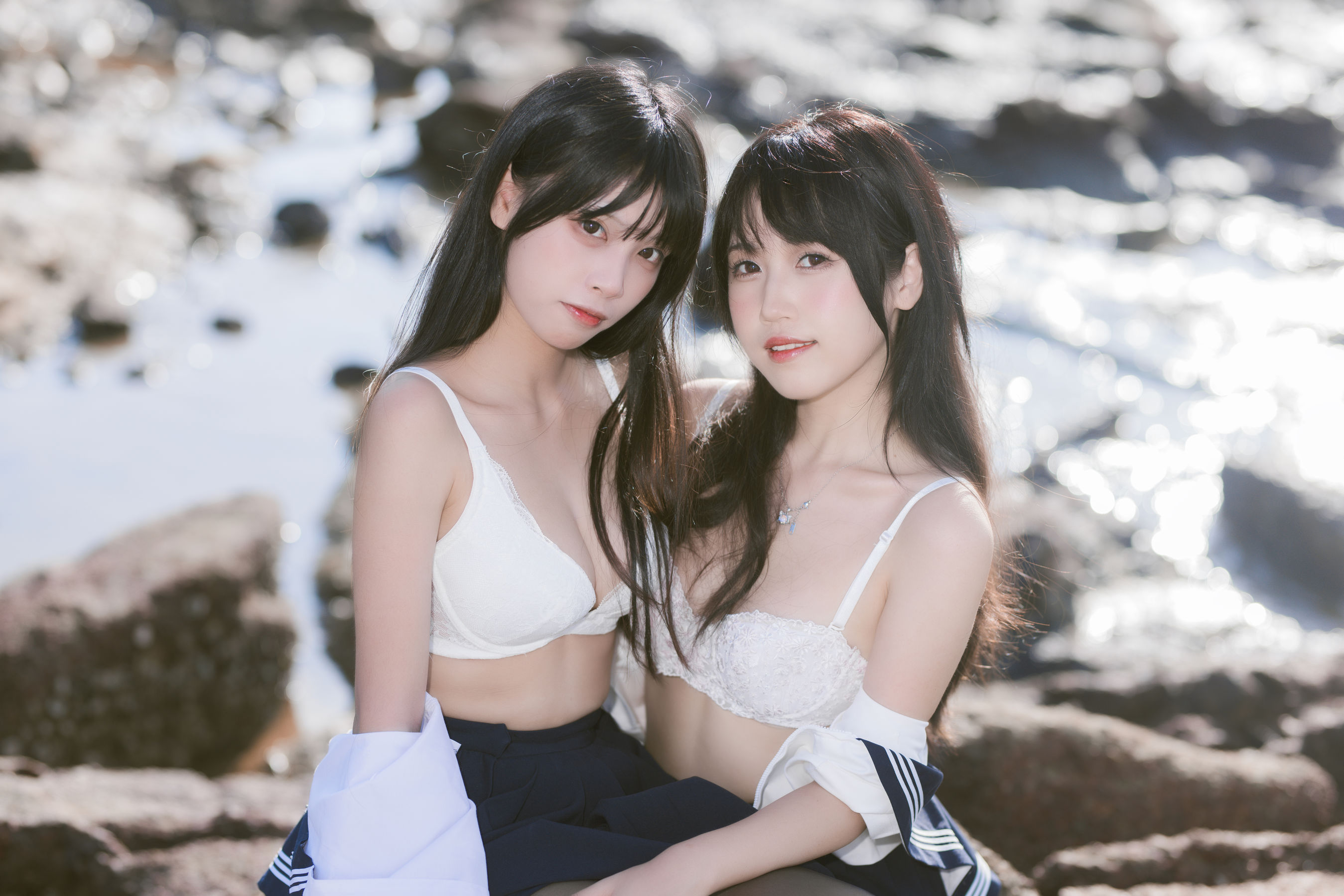 微博人气Coser 不呆猫&三無人型 - 水手服百合黑丝 第28张图