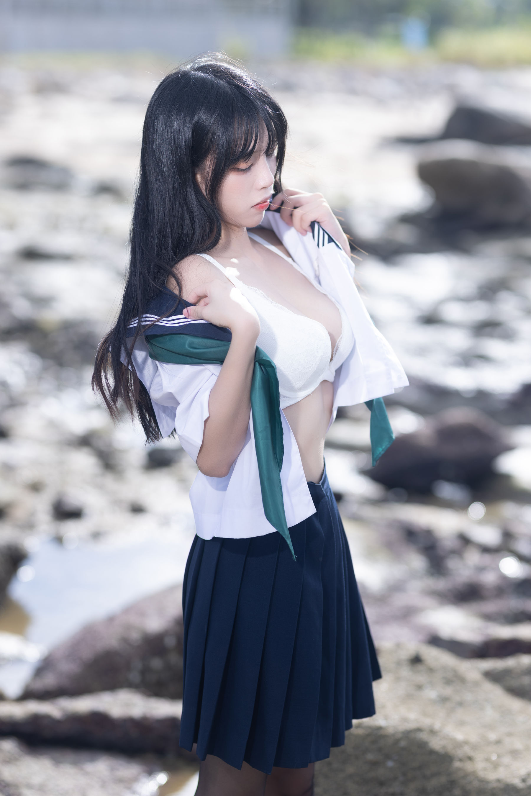 微博人气Coser 不呆猫&三無人型 - 水手服百合黑丝 第37张图