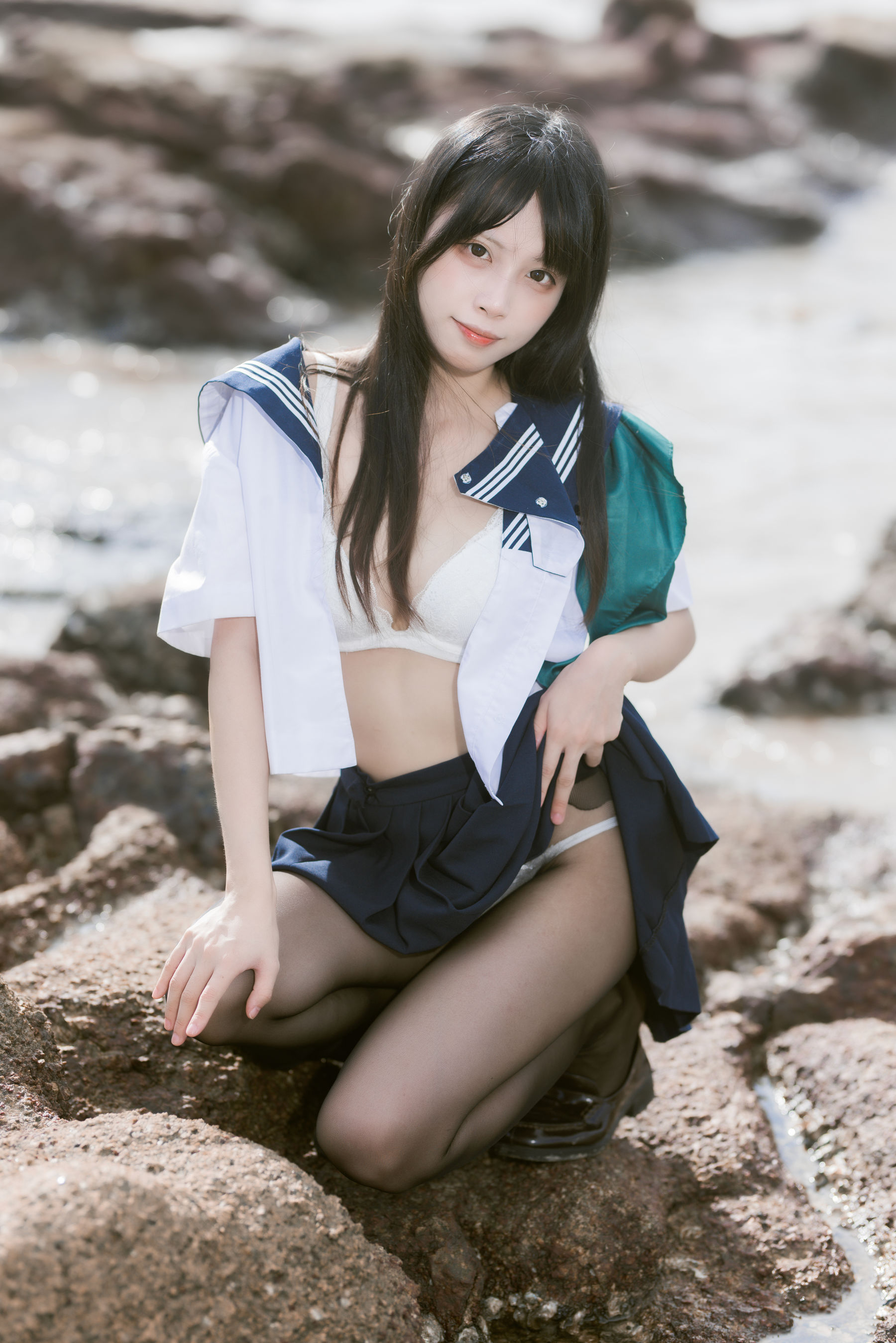 微博人气Coser 不呆猫&三無人型 - 水手服百合黑丝 第38张图