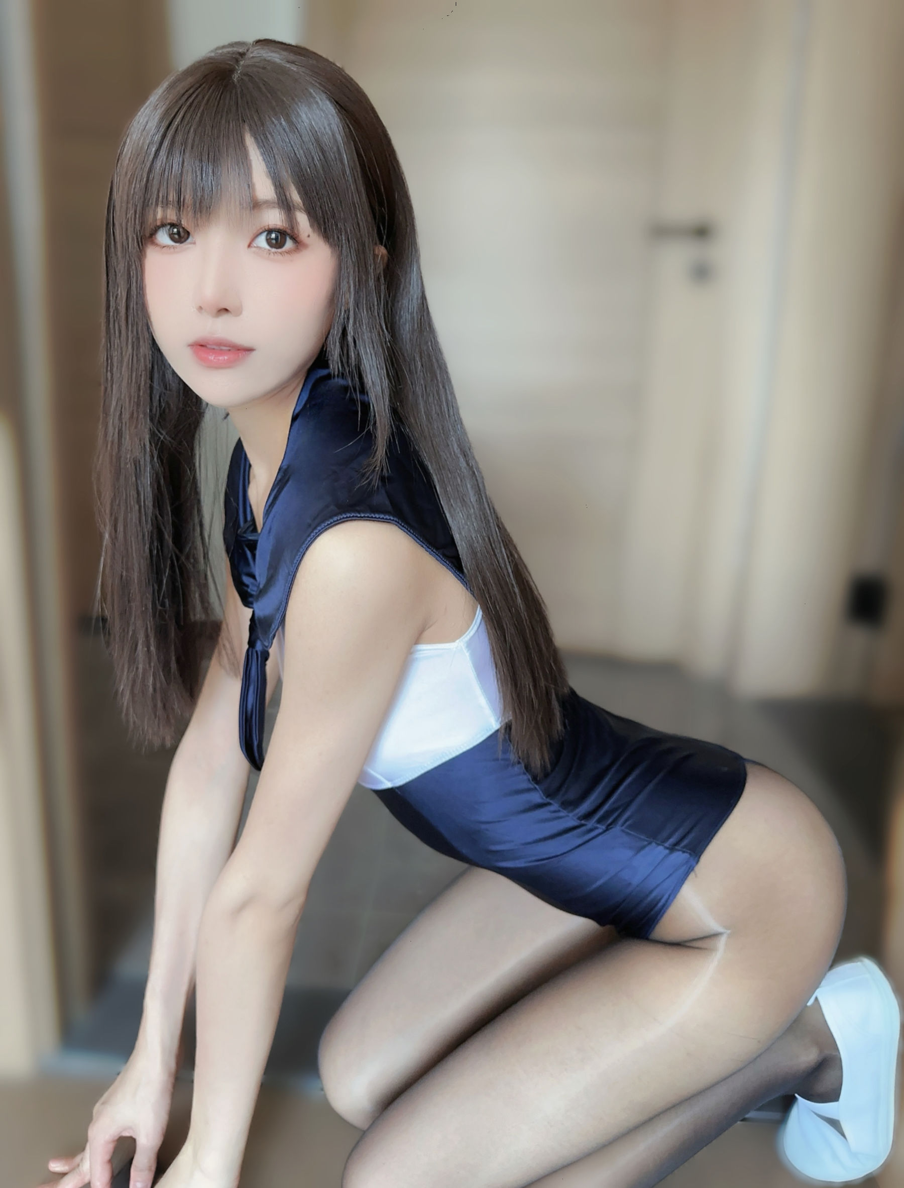 布丁大法 - 蓝色连体泳衣 第4张图