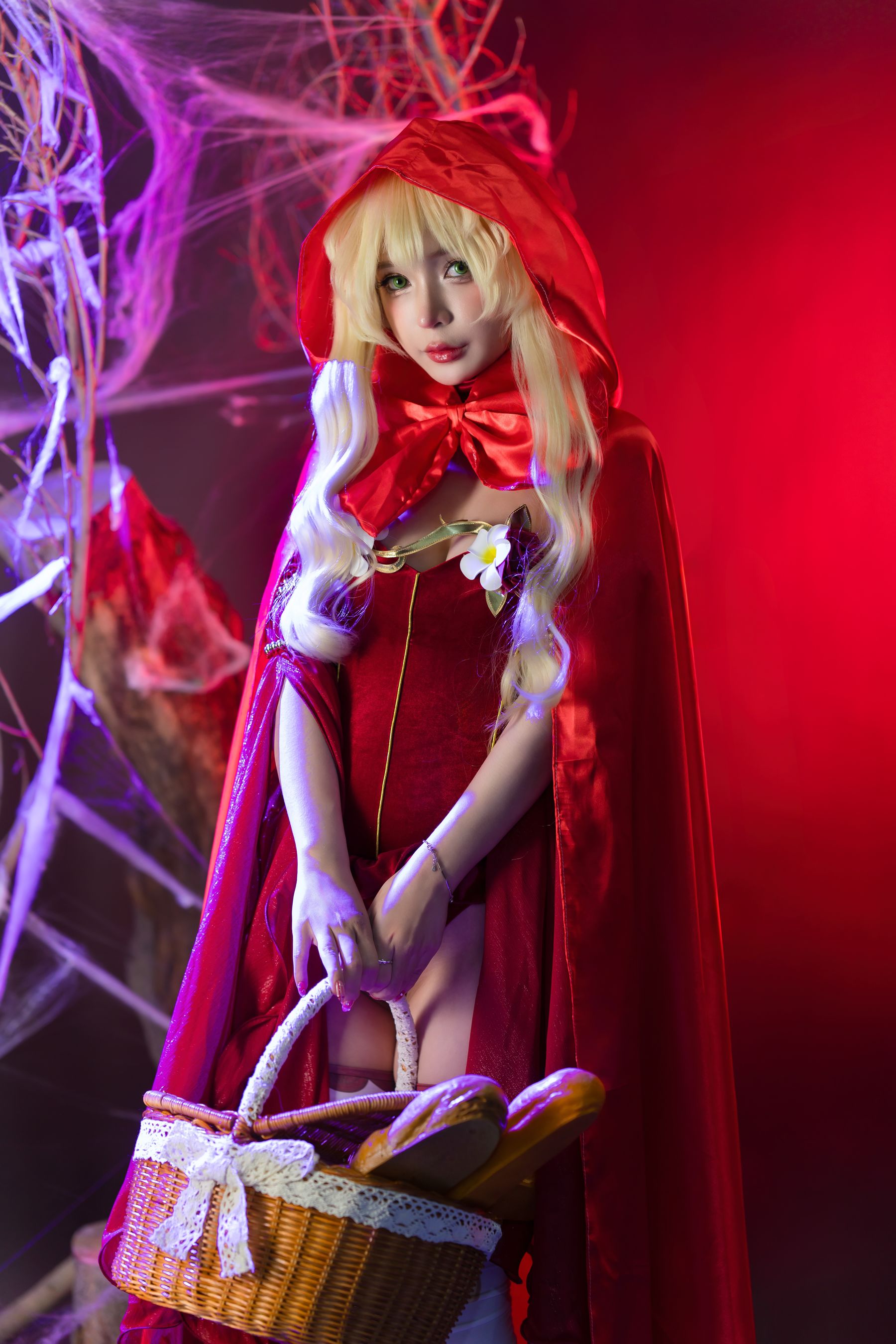Umeko J - Red Riding Hood 第1张图