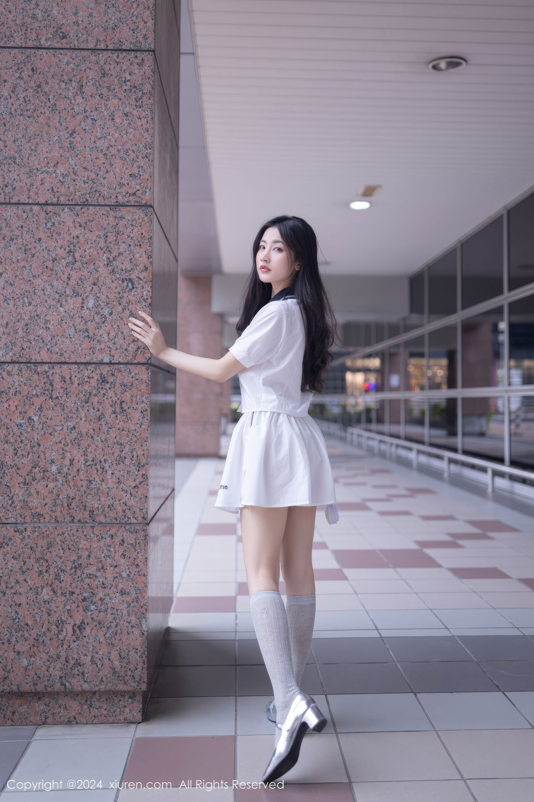 [秀人XiuRen] 2024.07.02 No.8793 鱼尾fish 第3张图