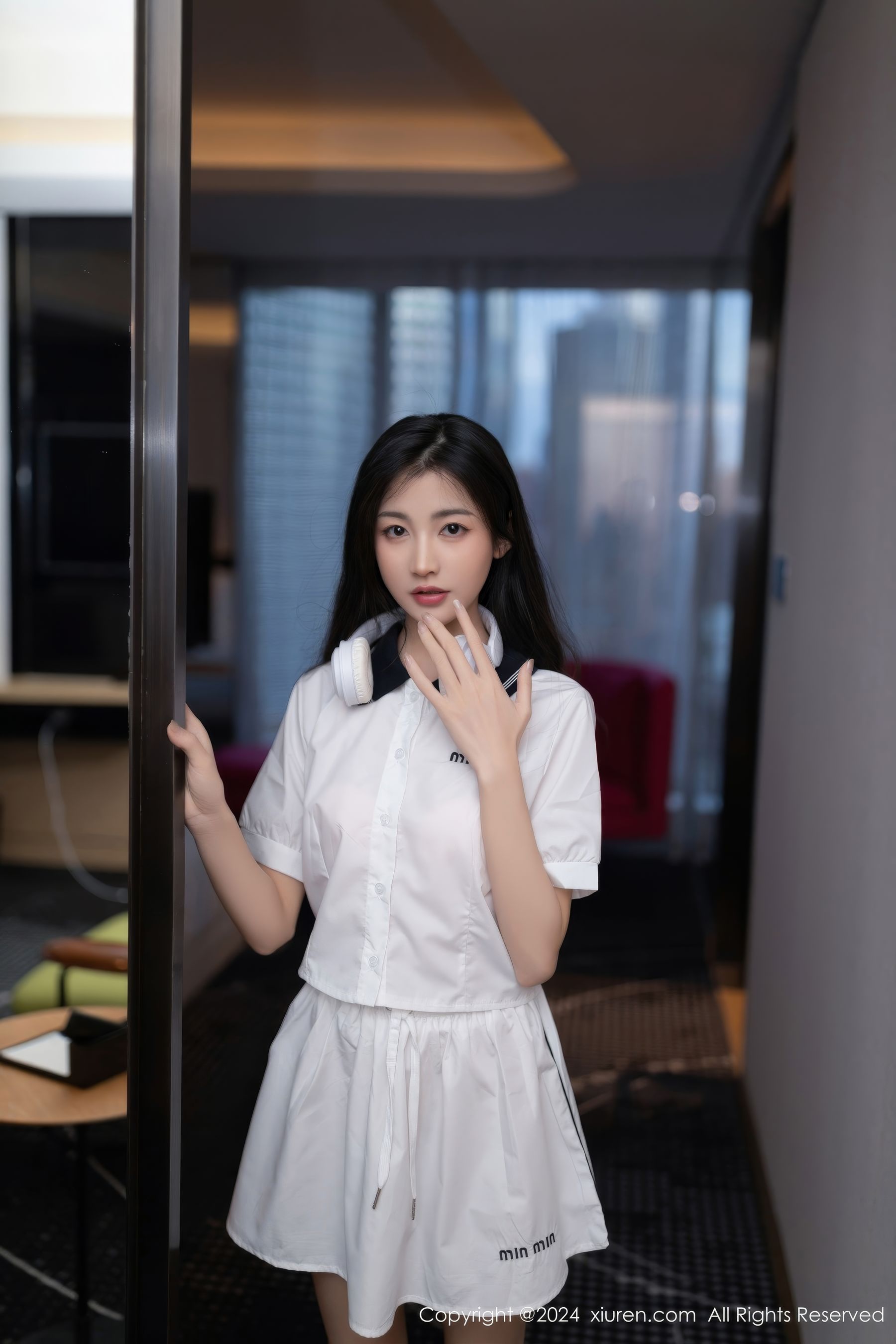 [秀人XiuRen] 2024.07.02 No.8793 鱼尾fish 第5张图