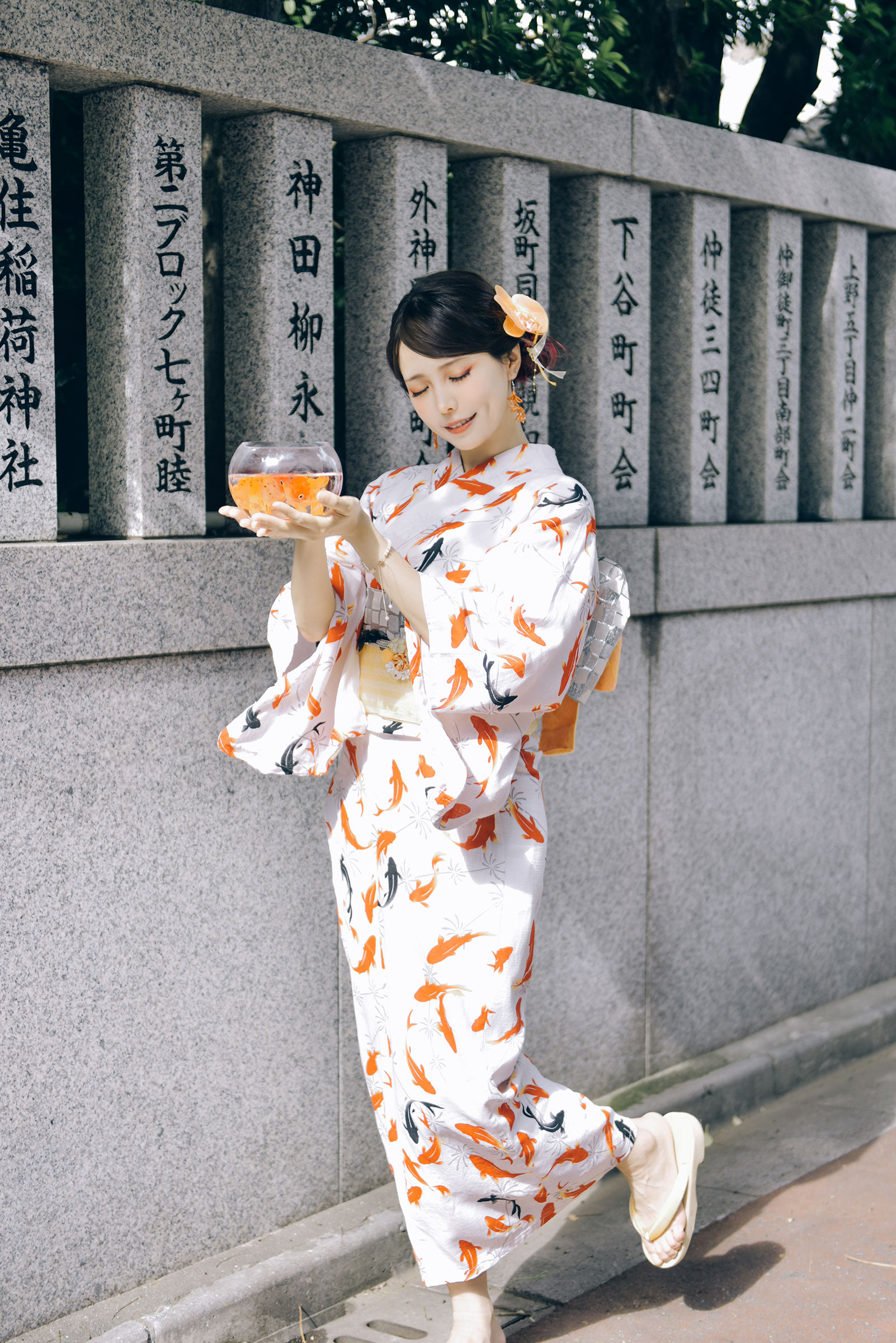 Ely_eee(ElyEE子) - Goldfish Stroll 金魚散步 第5张图