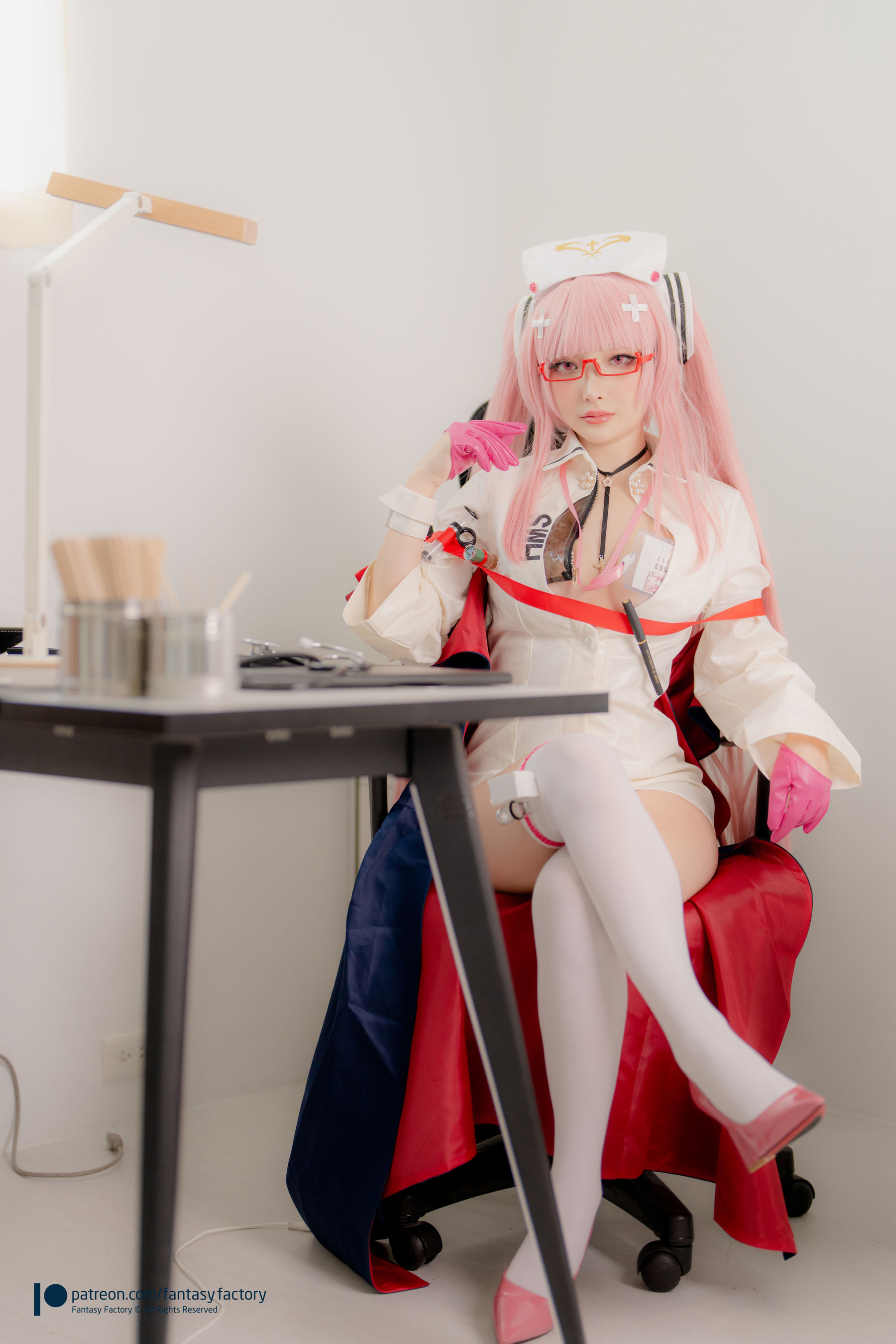 [Fantasy Factory] 小丁 Cosplay写真 - 2022.03 Persus nurse 第1张图